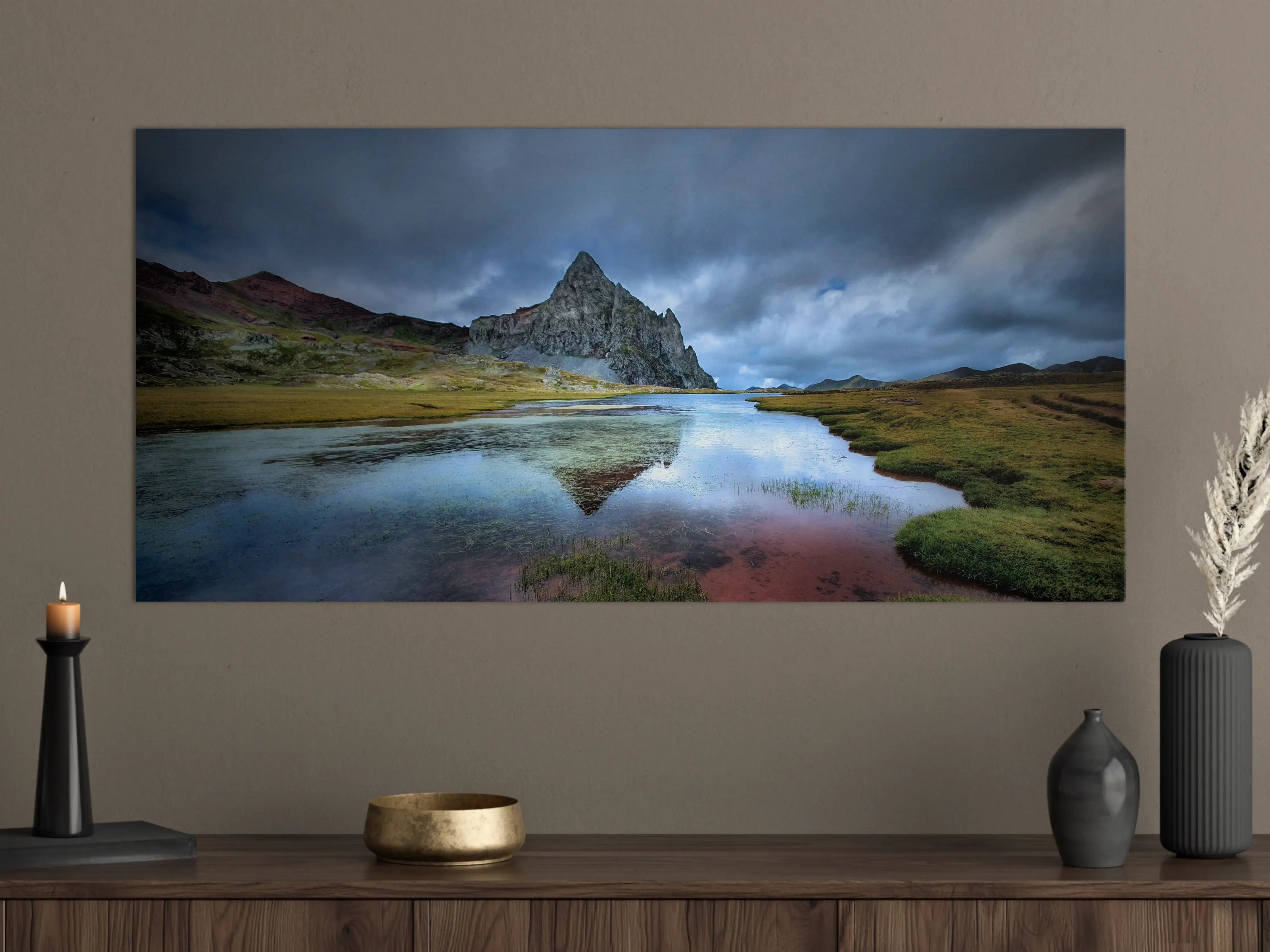 Große Wandbilder - Majestätischer Berg mit spiegelnder Seenlandschaft