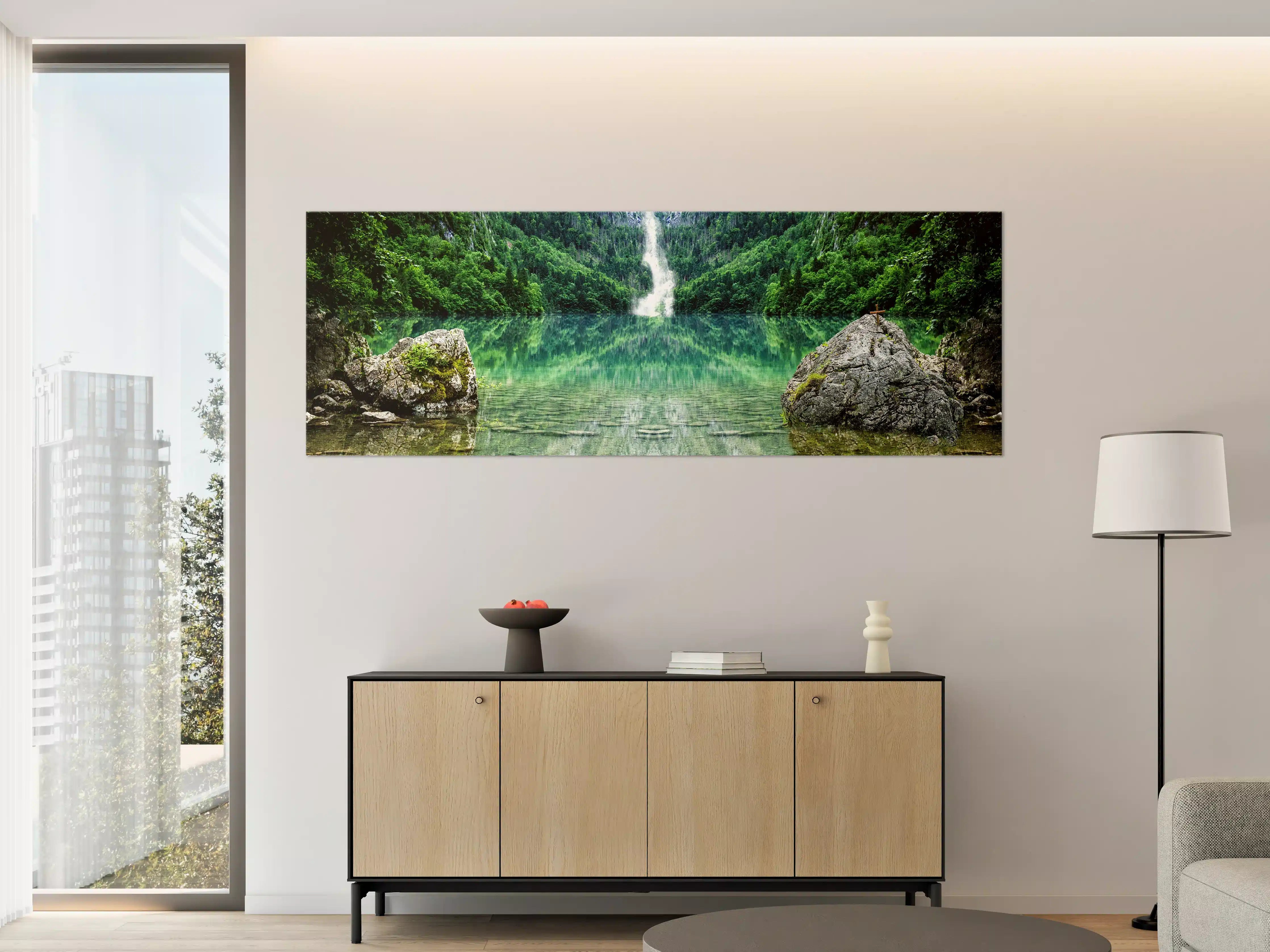 Große Wandbilder - Majestätischer Wasserfall im grünen Wald
