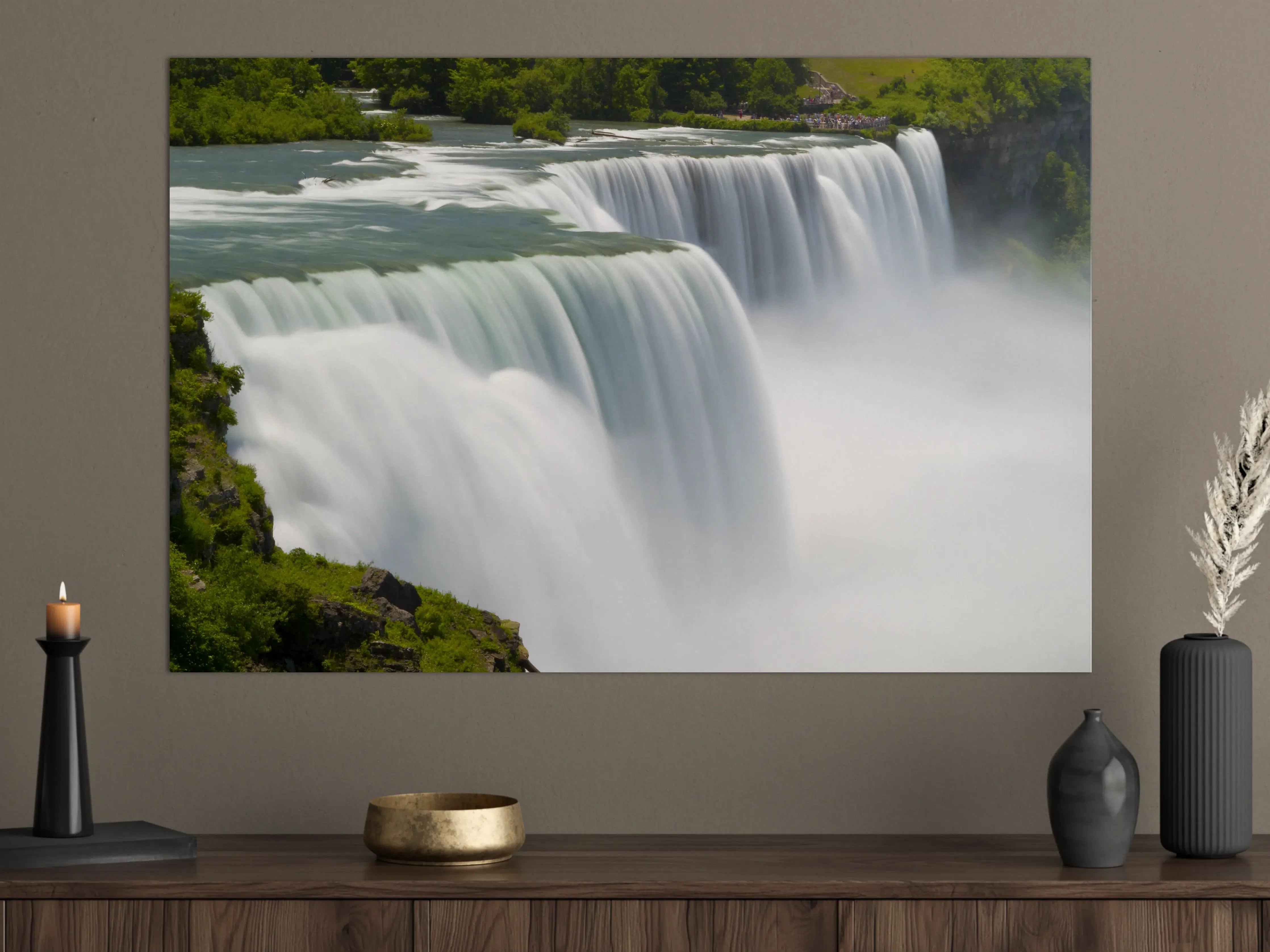 Große Wandbilder - Majestätischer Wasserfall in grünem Umfeld