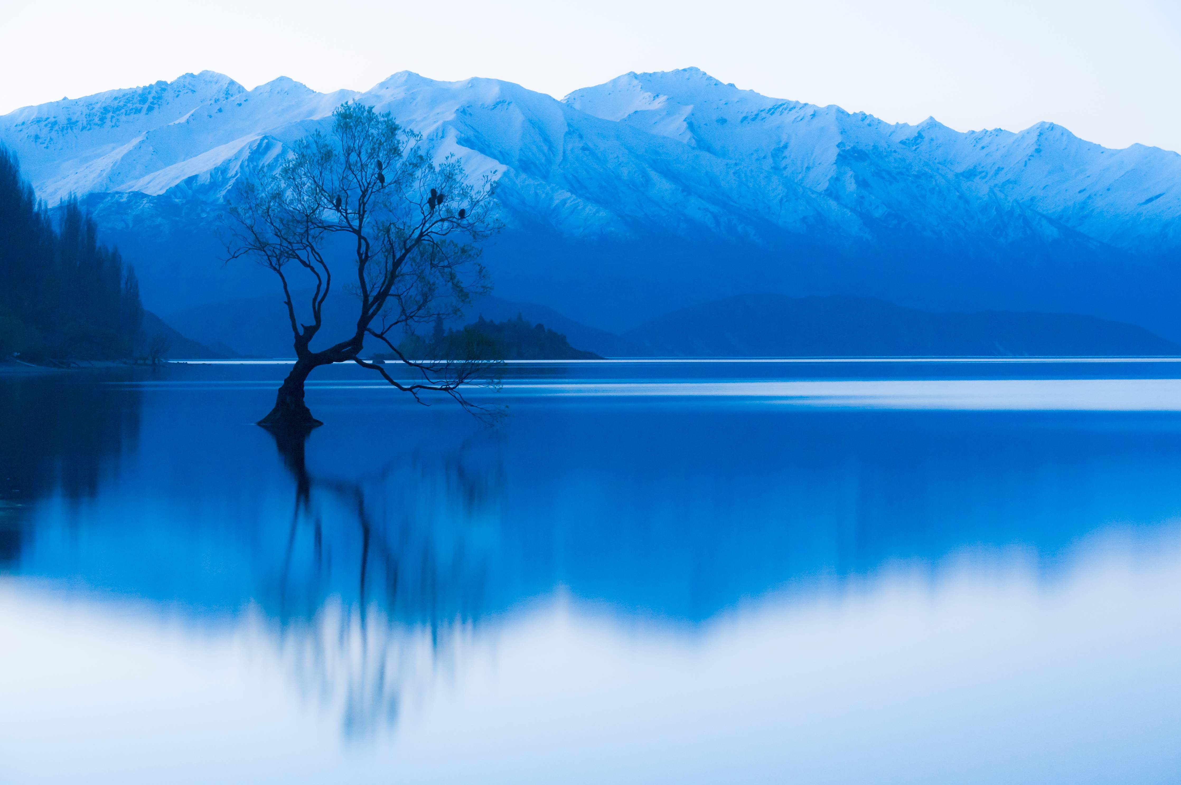 Große Wandbilder-Mystischer Bergsee in Blau