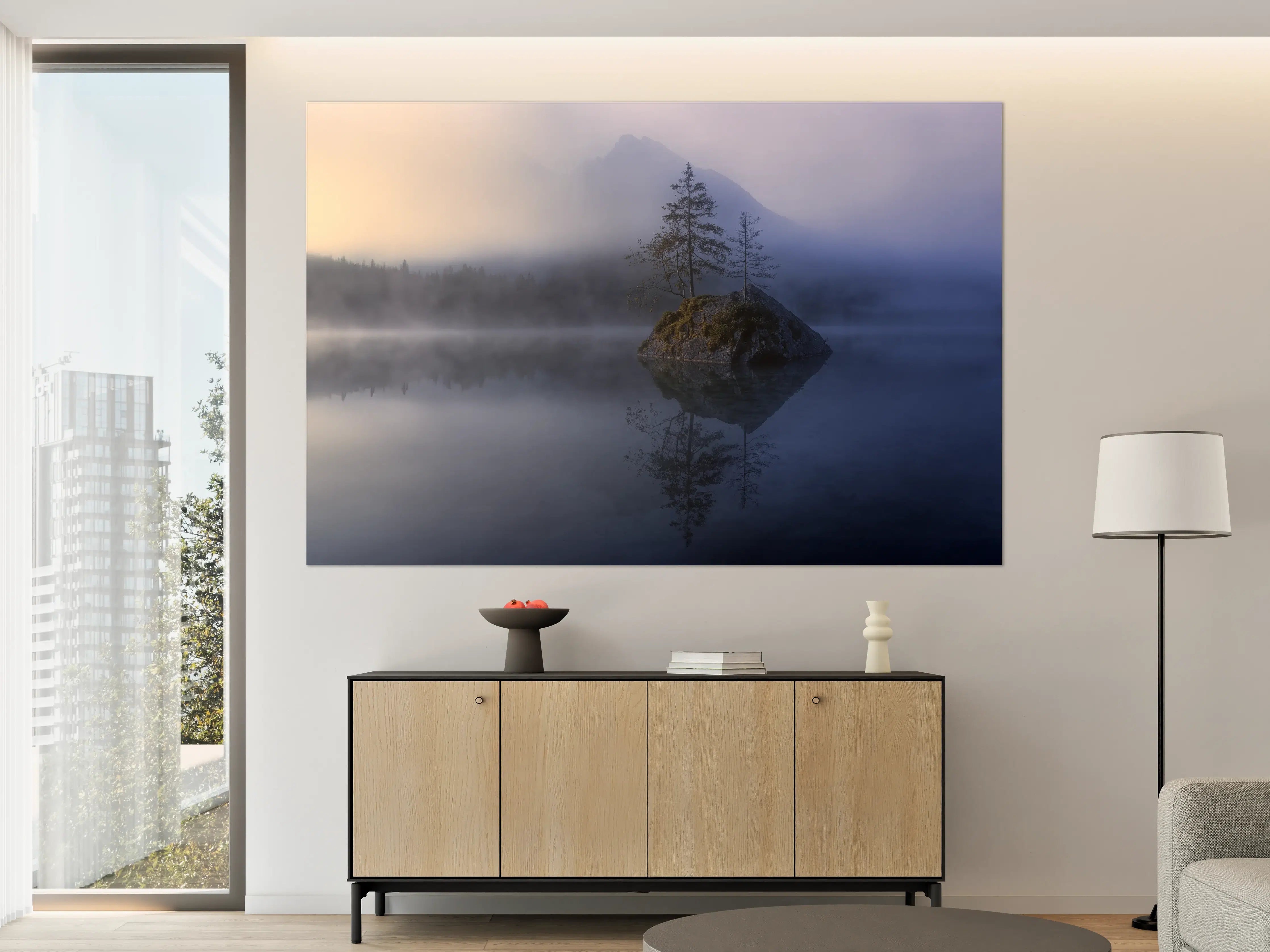 Große Wandbilder - Mystischer Bergsee mit Nebel und Insel