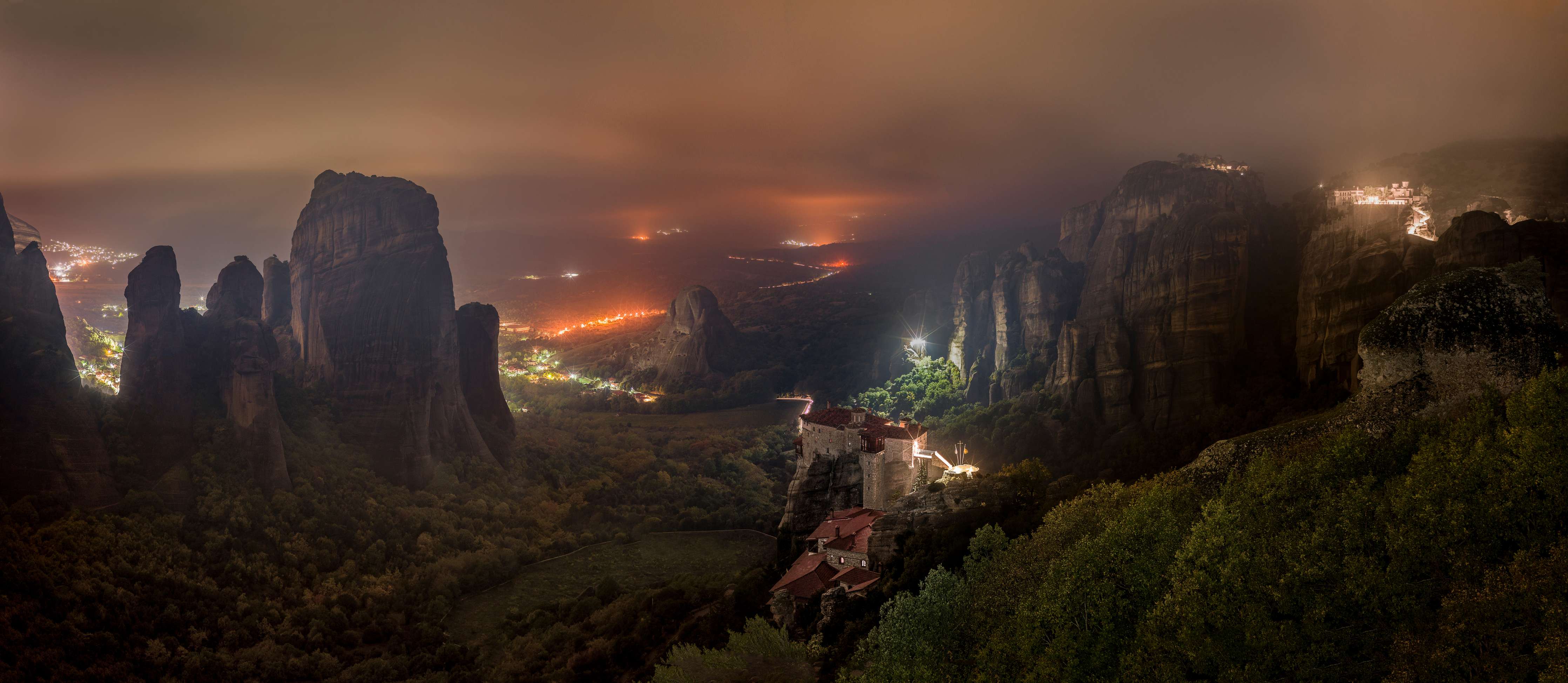 Große Wandbilder-Nächtlicher Blick auf Meteora Berge
