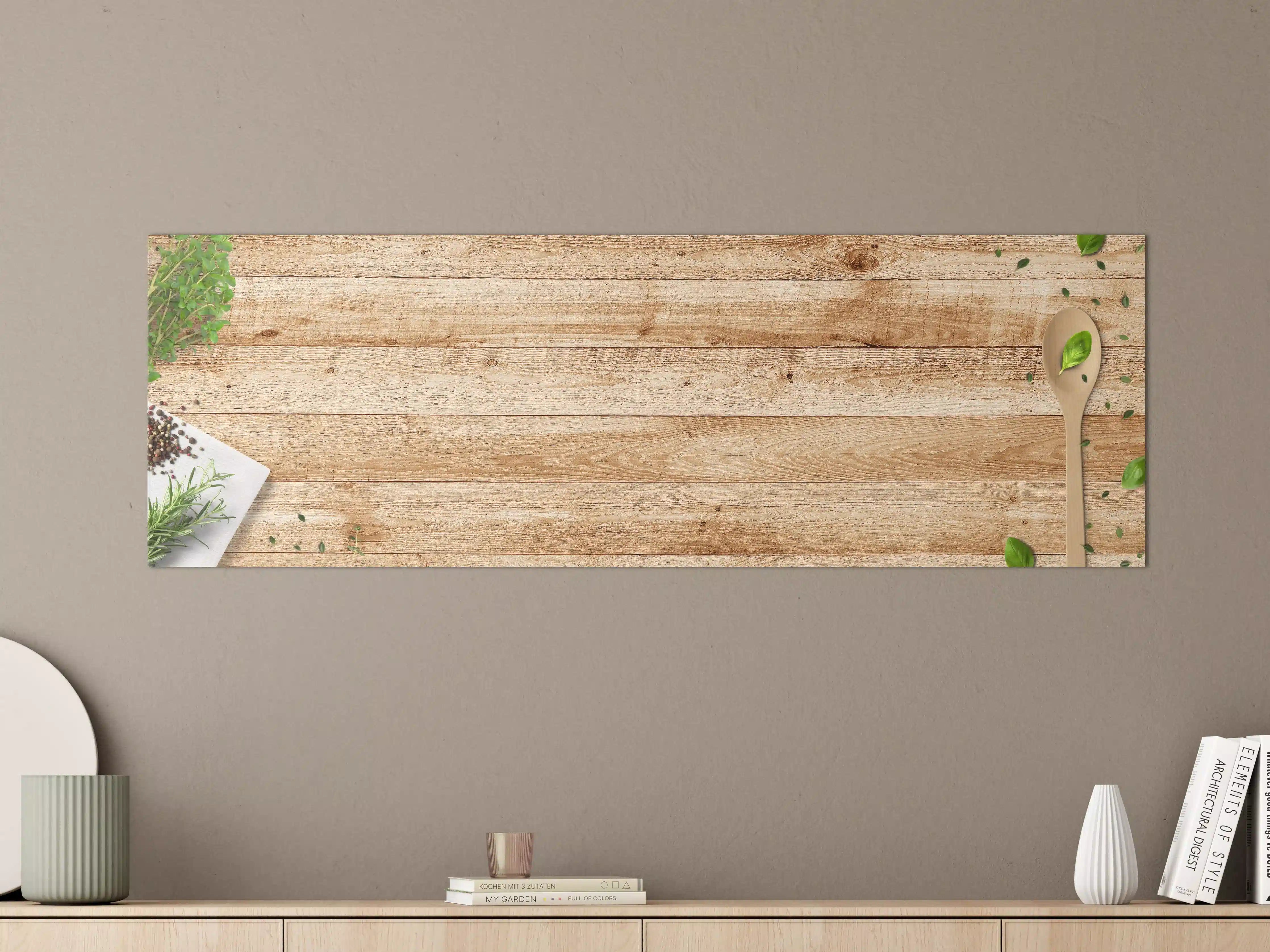 Große Wandbilder - Natürliche Holztischplatte mit Pflanzenakzenten