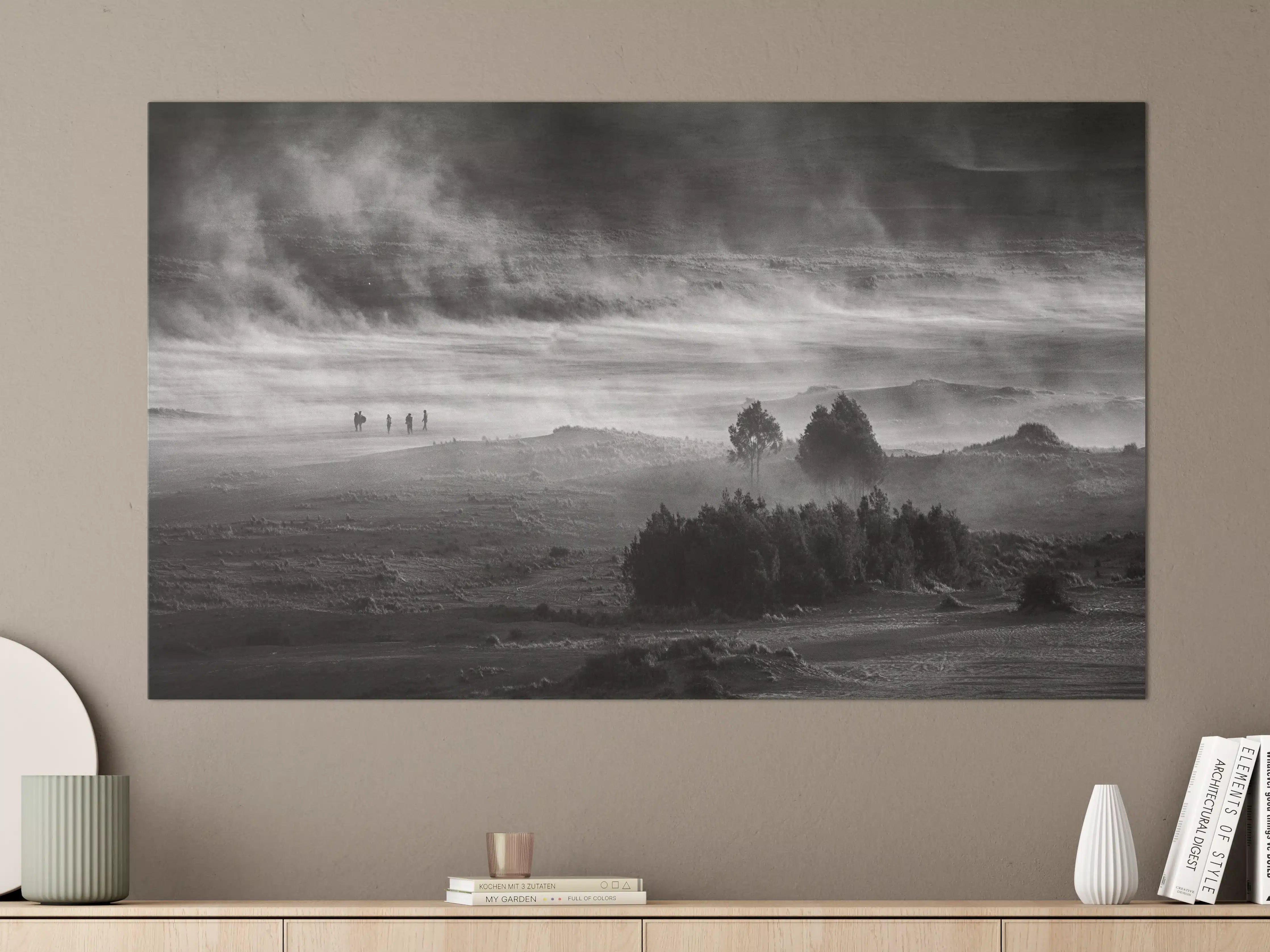 Große Wandbilder - Nebelhafte Landschaft in Schwarz-Weiß