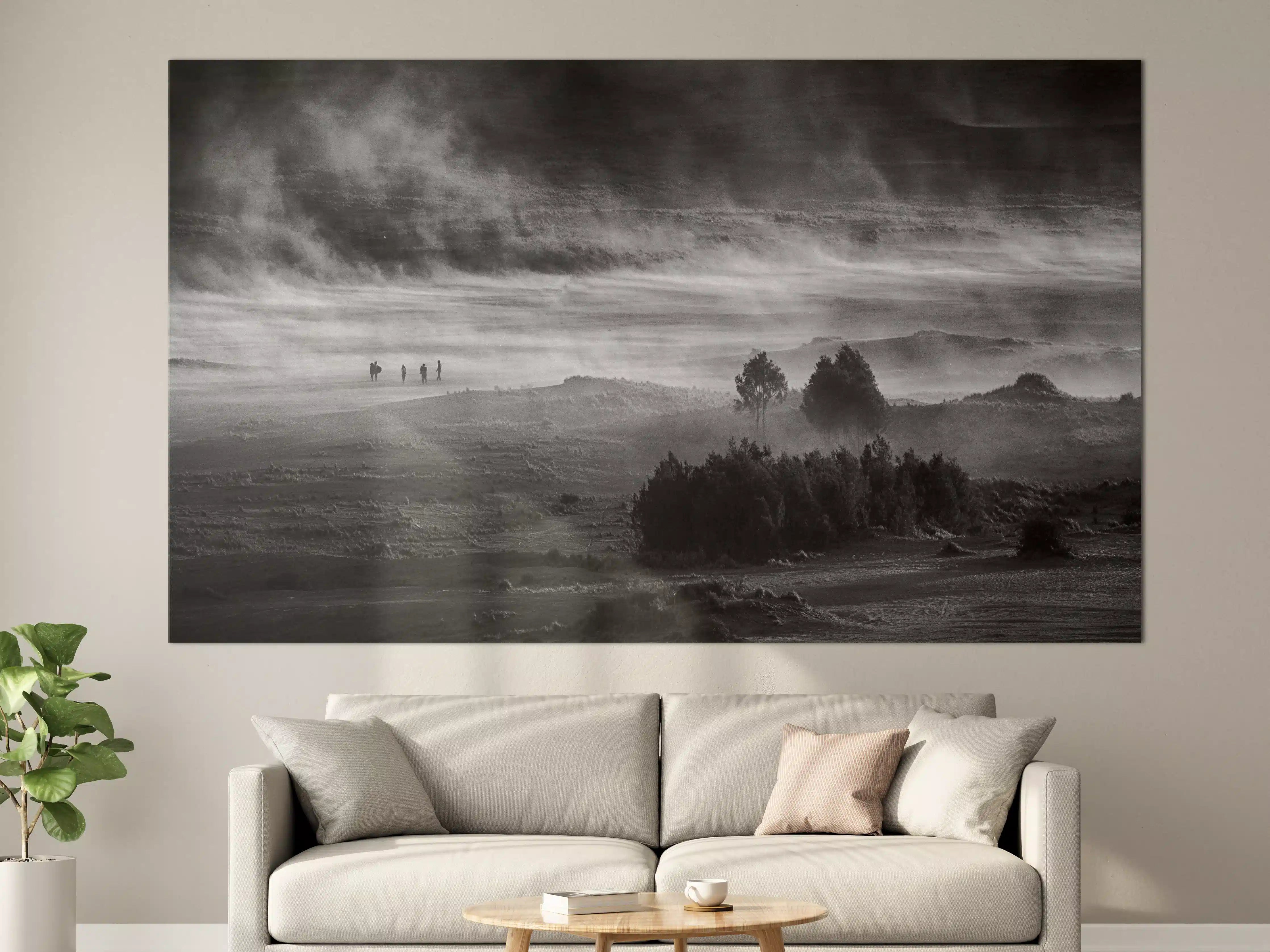 Große Wandbilder - Nebelhafte Landschaft in Schwarz-Weiß