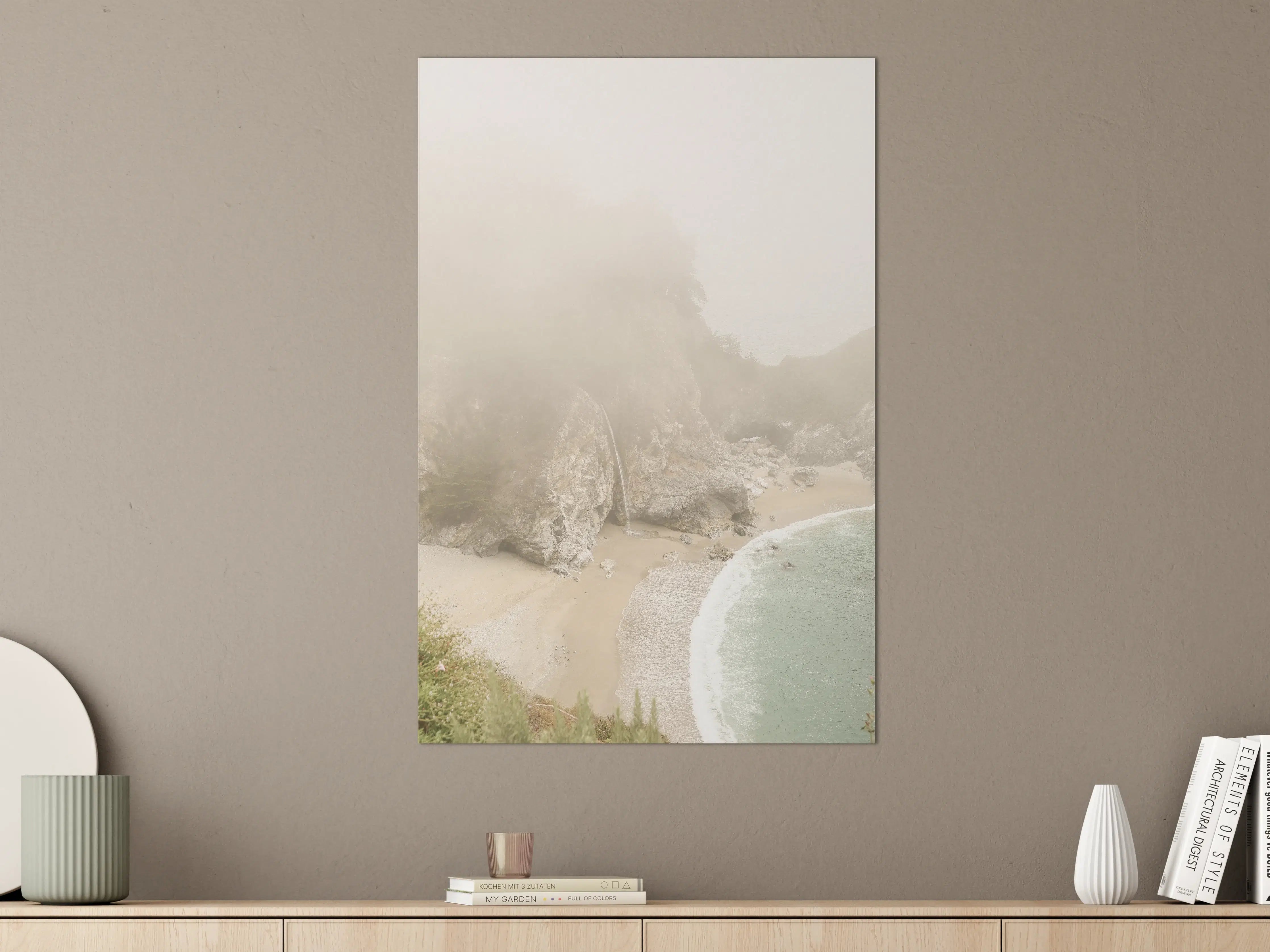 Große Wandbilder - Neblige Küstenlandschaft mit Strand