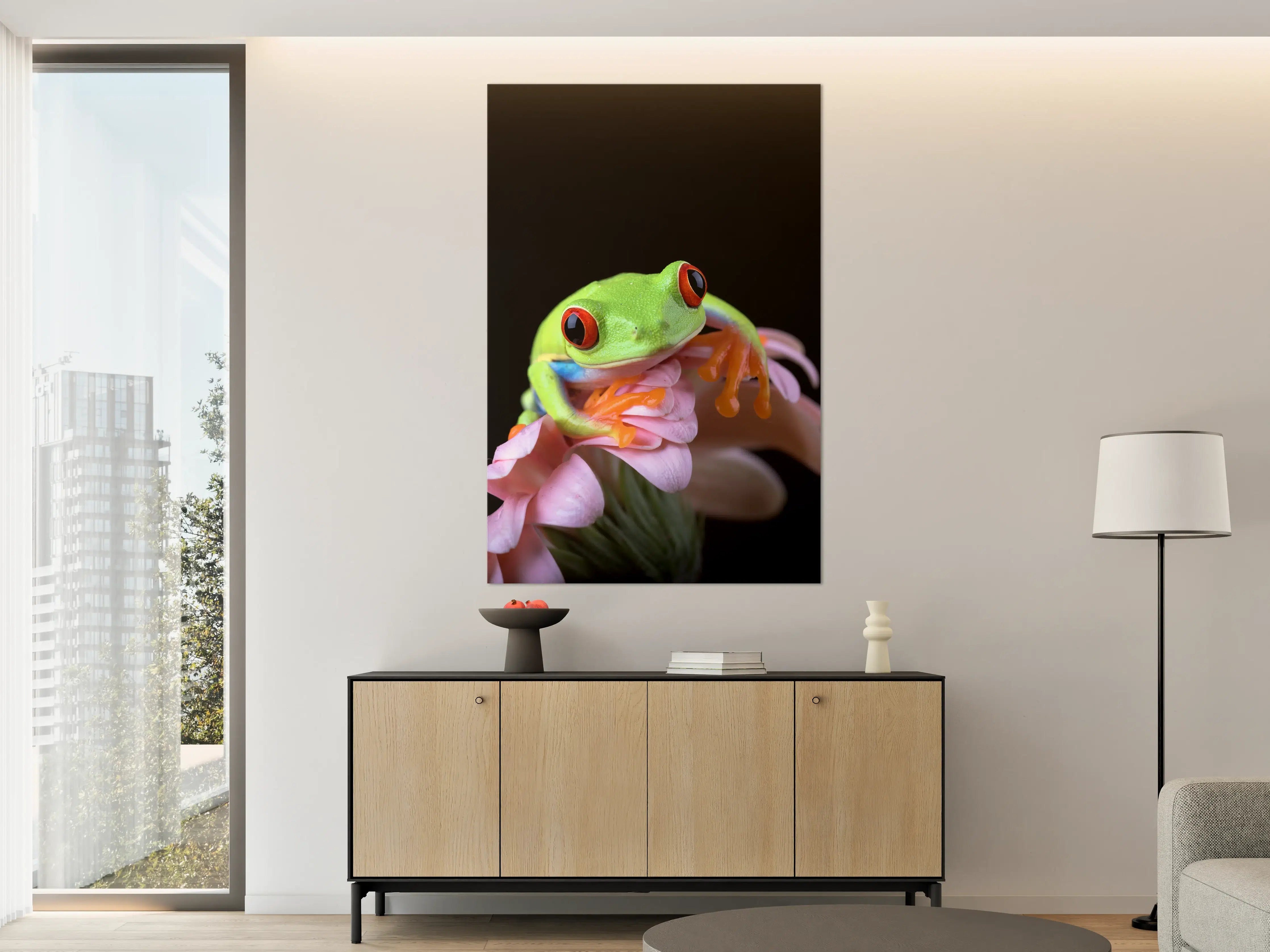 Große Wandbilder - Neongrüner Frosch auf blumigem Hintergrund