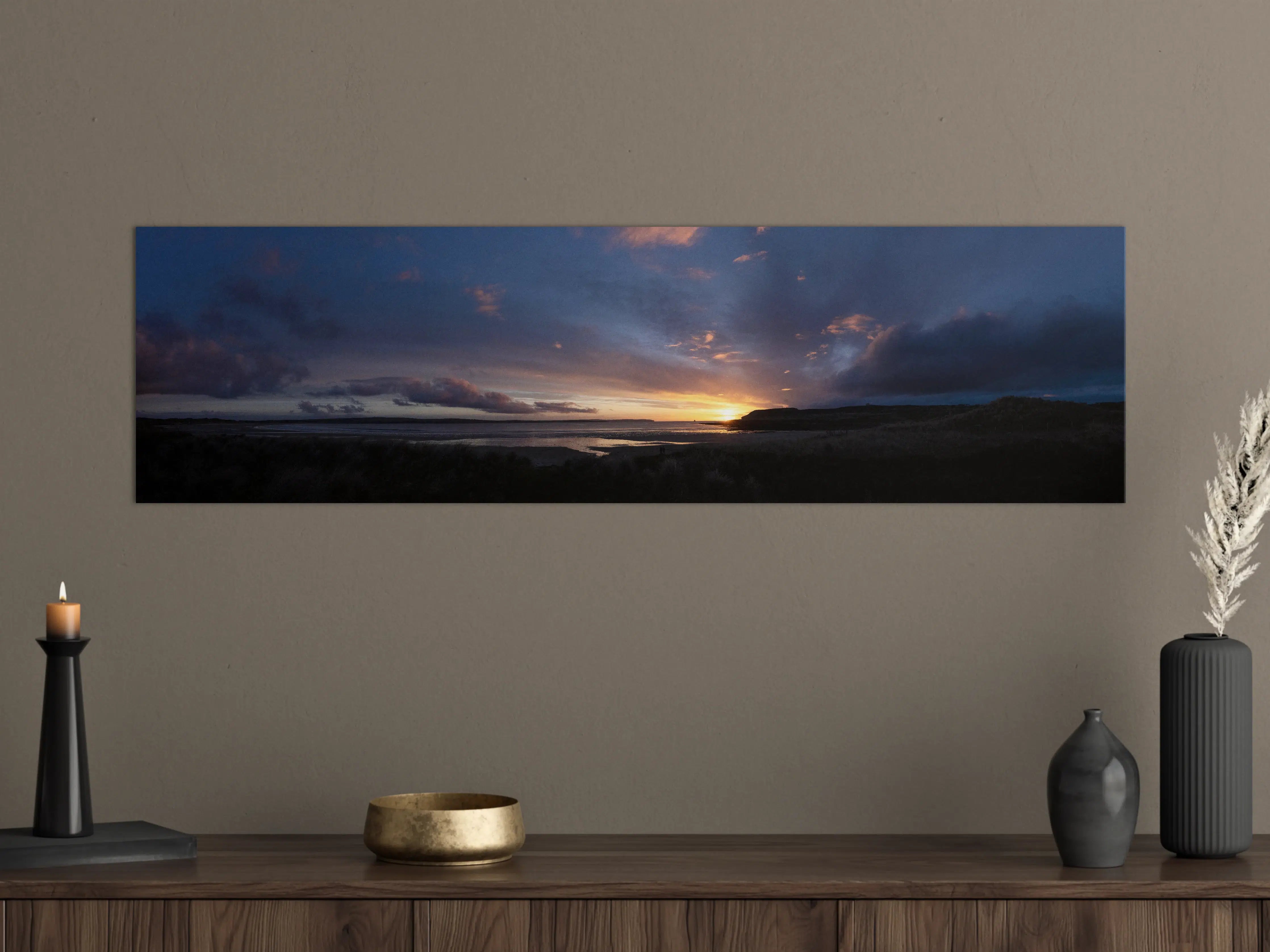 Große Wandbilder - Panoramischer Sonnenuntergang über ruhigem Wasser