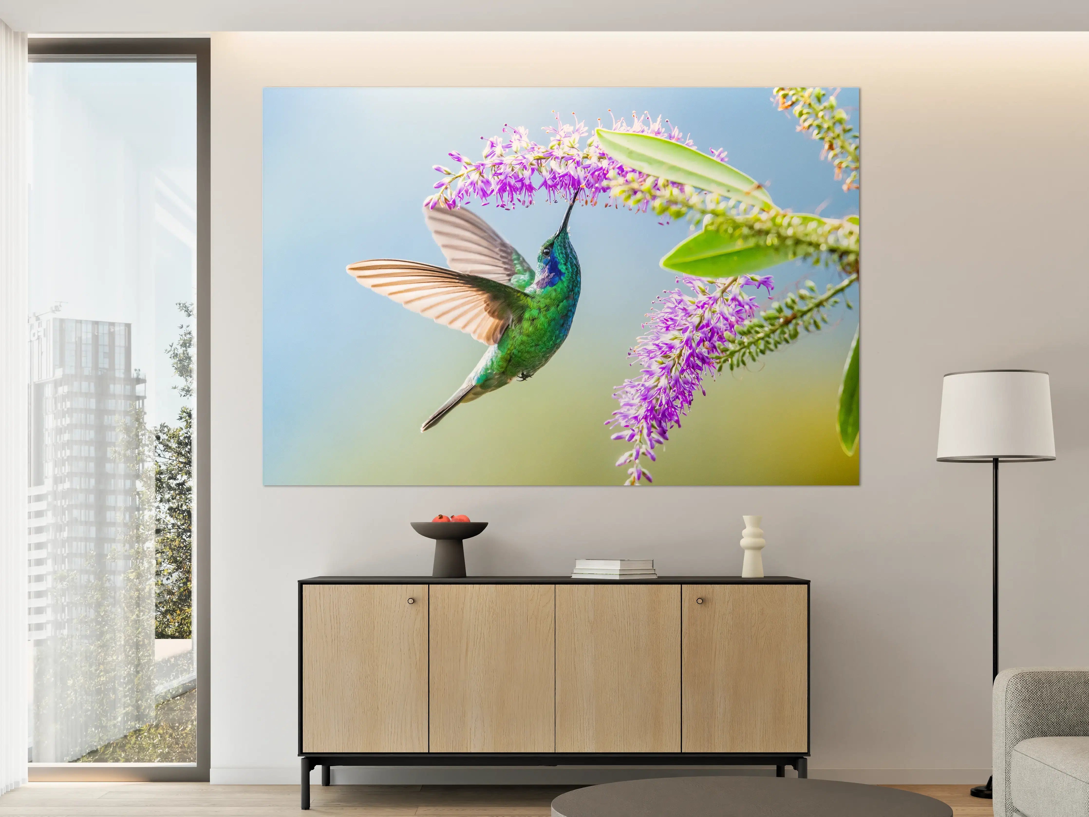 Große Wandbilder - Schimmernder Kolibri mit Lavendelblüten