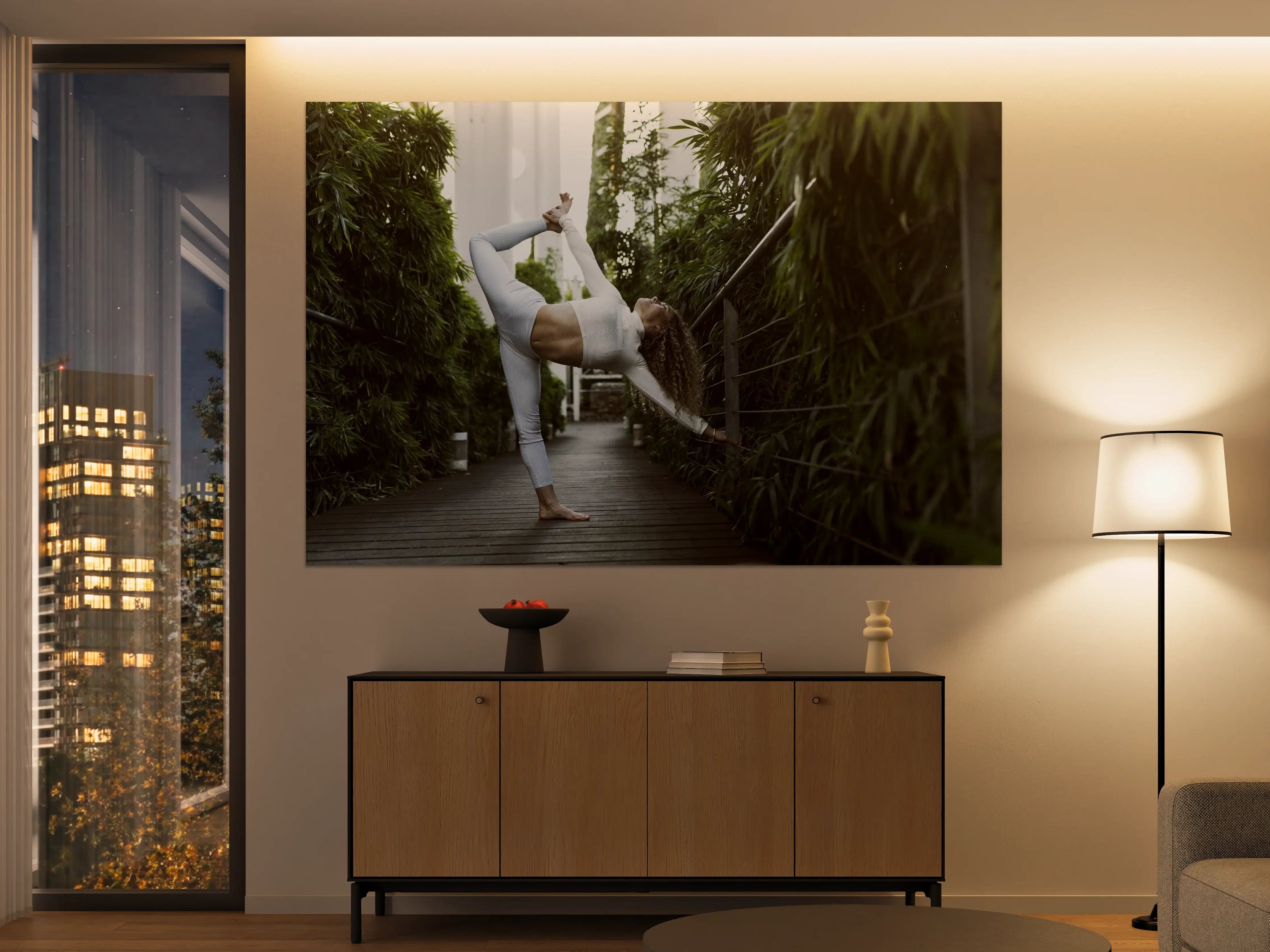 Große Wandbilder - Schöne blonde Frau mit lockigem Haar