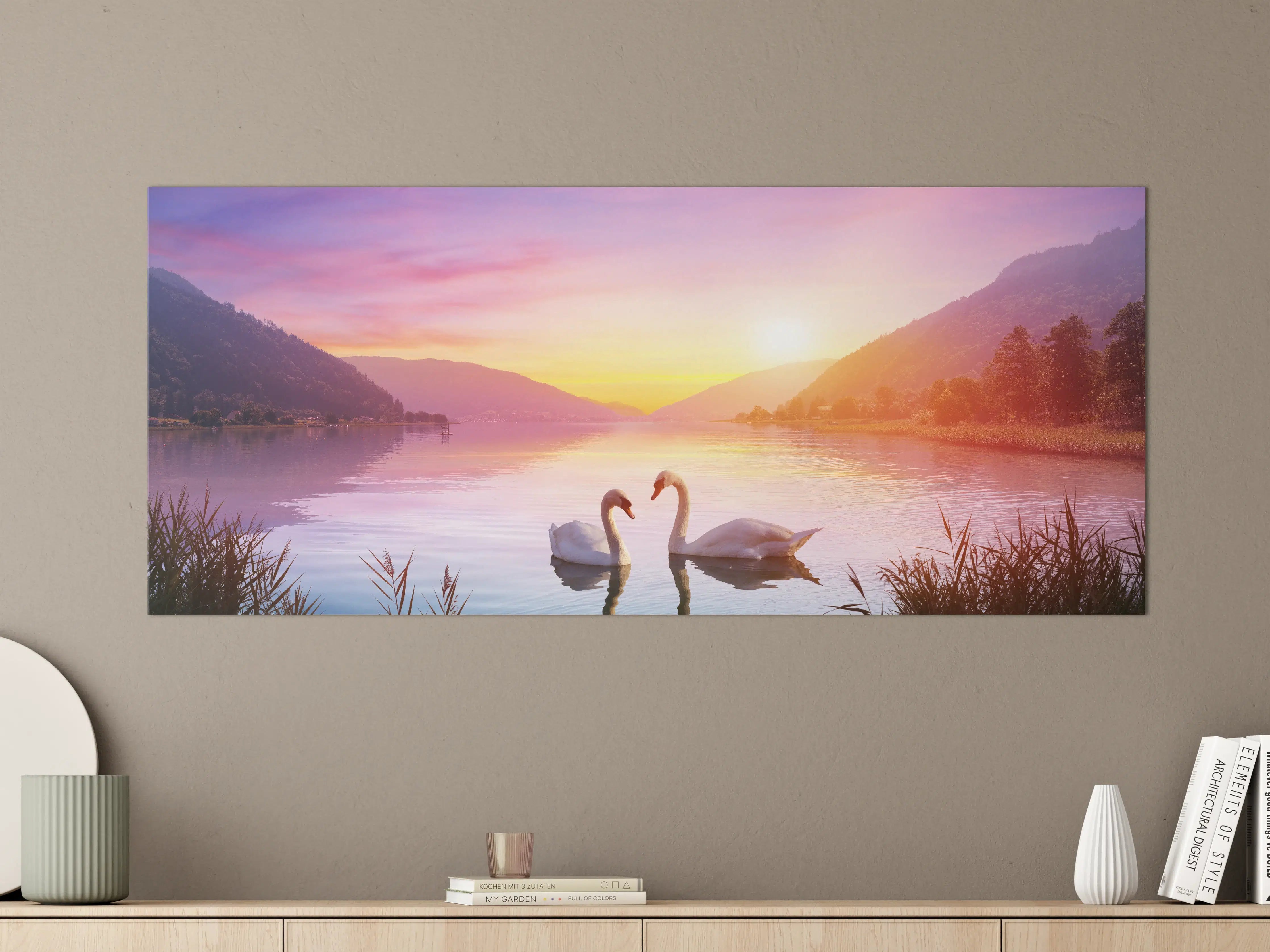Große Wandbilder - Schwäne über dem See bei Sonnenaufgang - Ruhe und Romantik