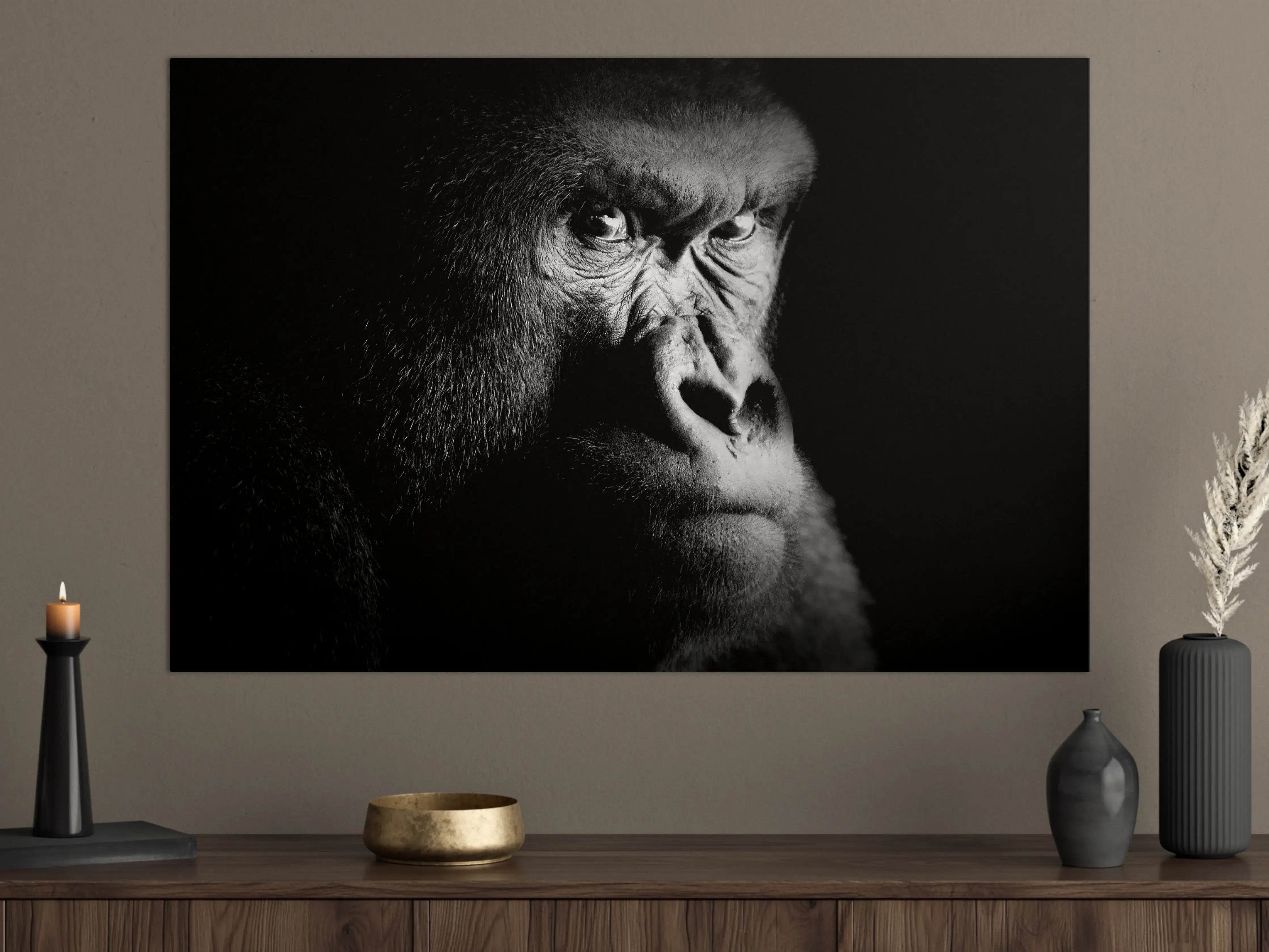 Große Wandbilder - Schwarz-Weiß-Gorilla mit intensiven Blick