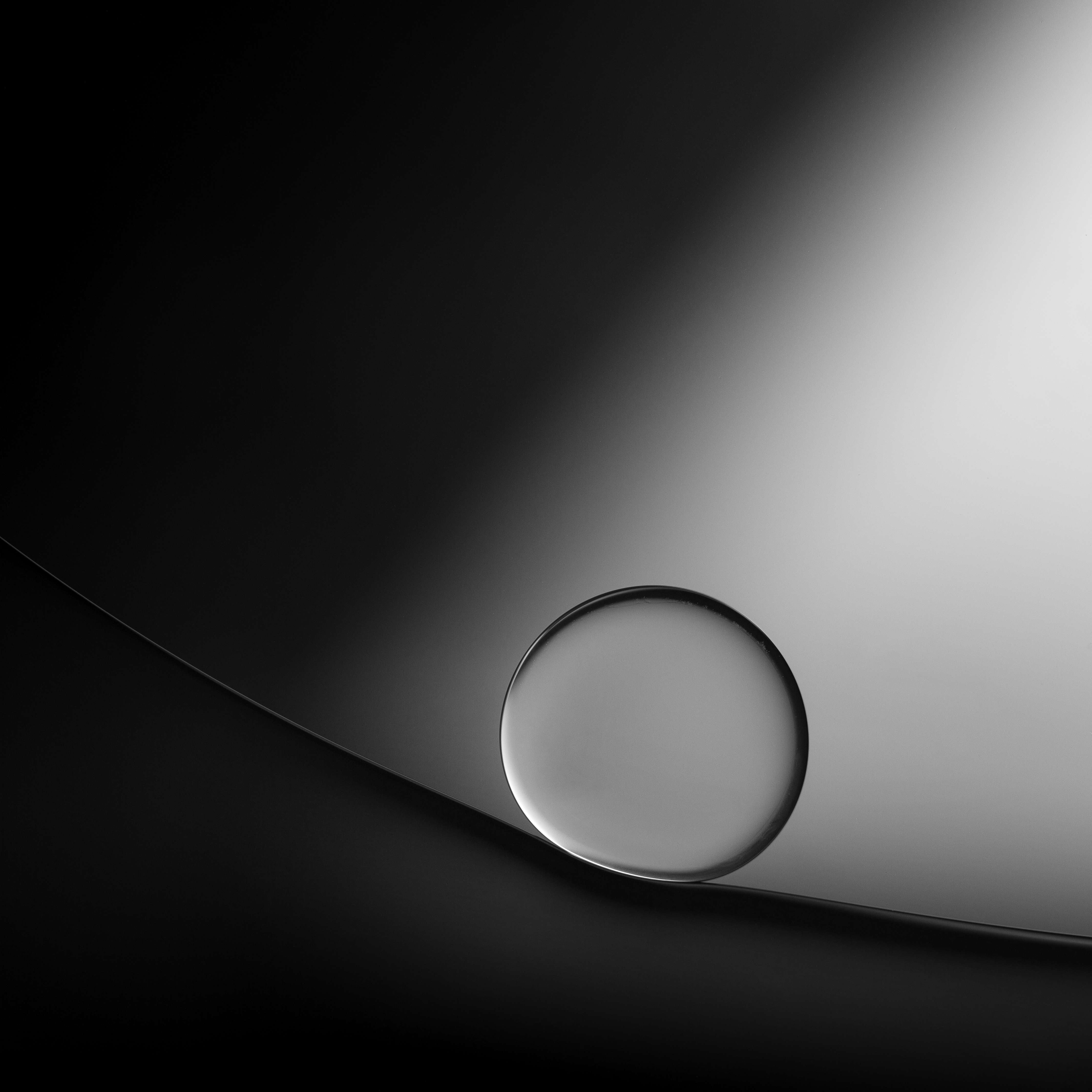 Große Wandbilder-Schwarz-Weiß Minimalismus mit Kreisdetail