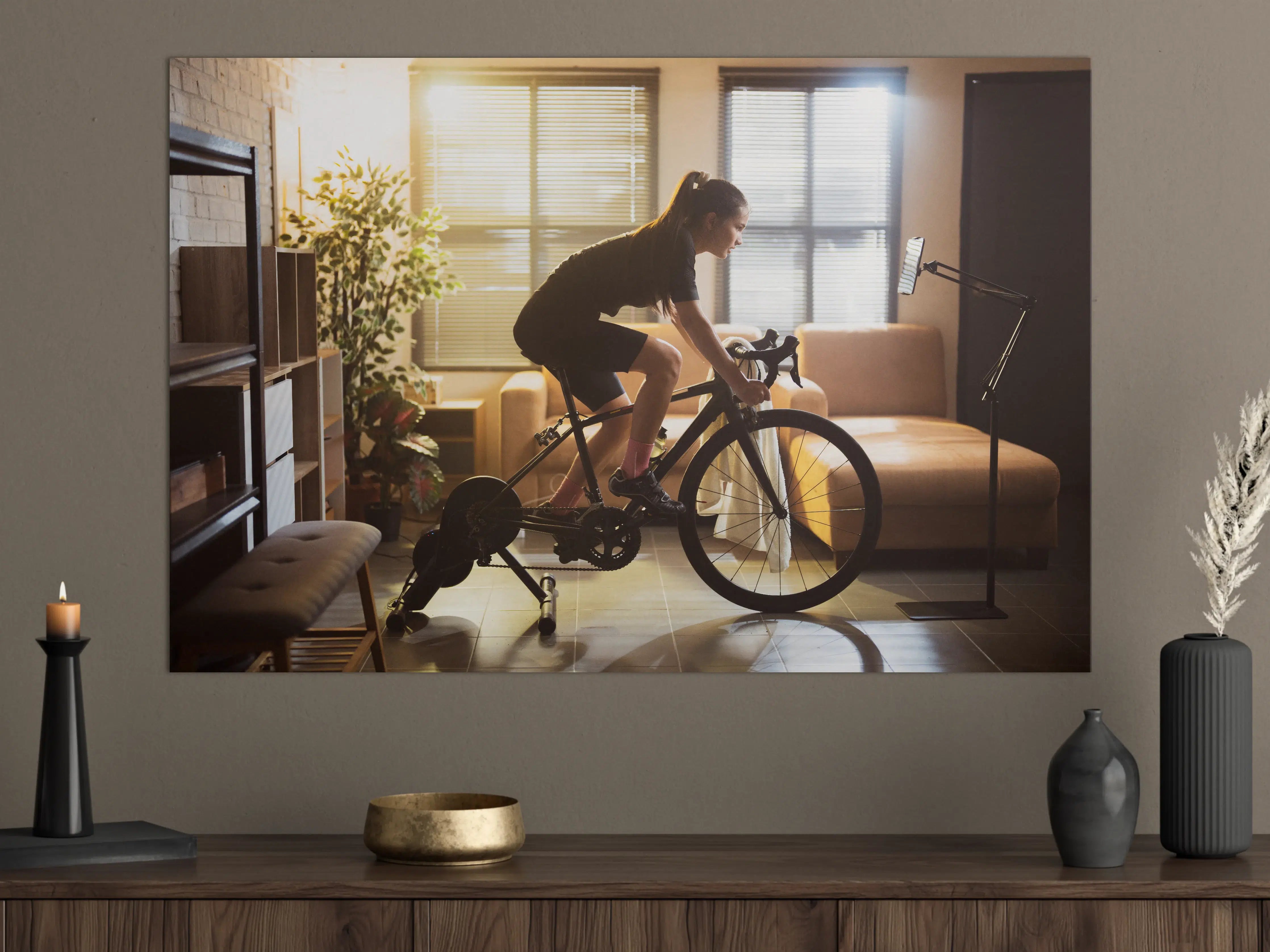 Große Wandbilder - Sportliche Radfahrerin