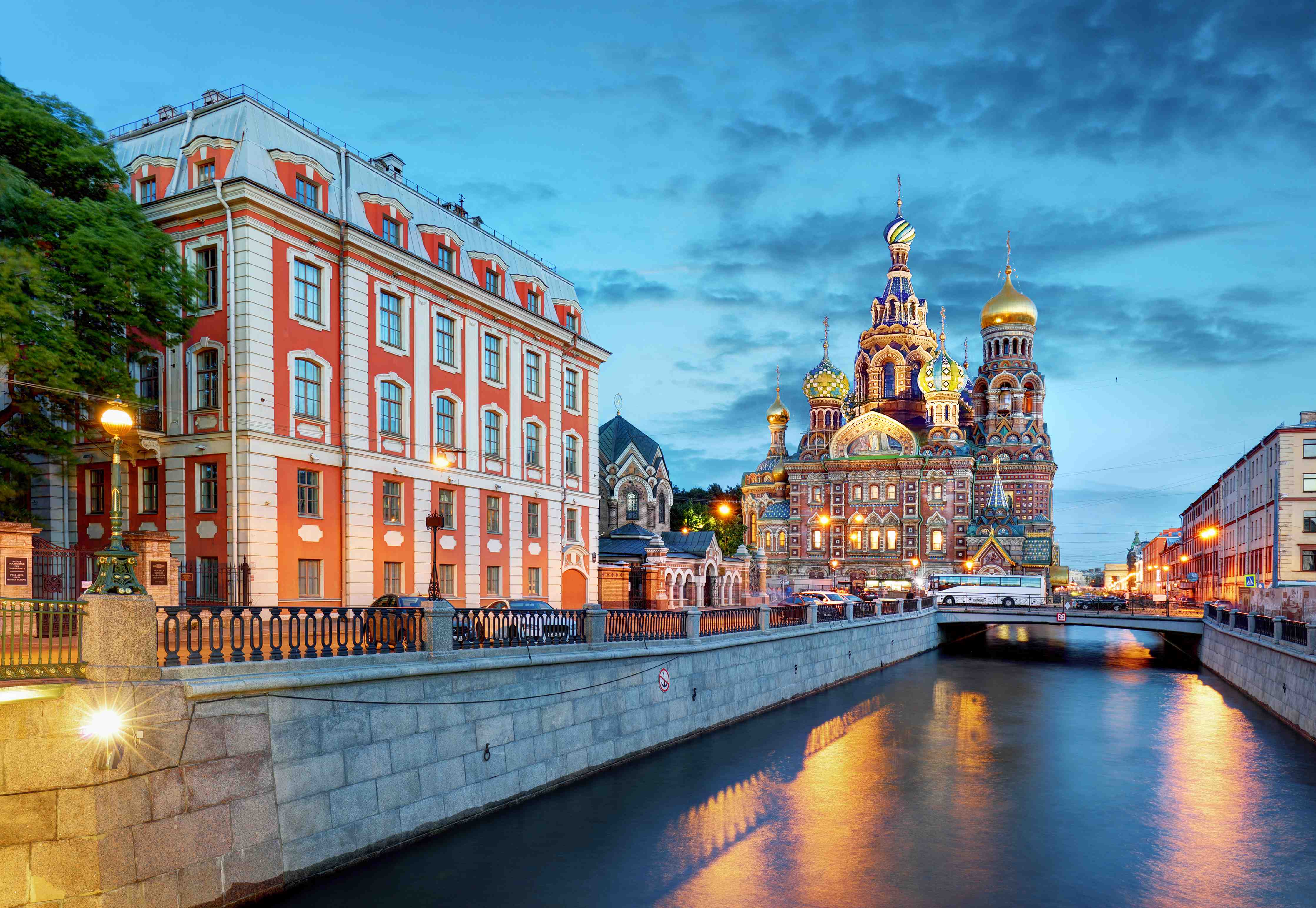 Große Wandbilder-St. Petersburg Blutskirche bei Nacht