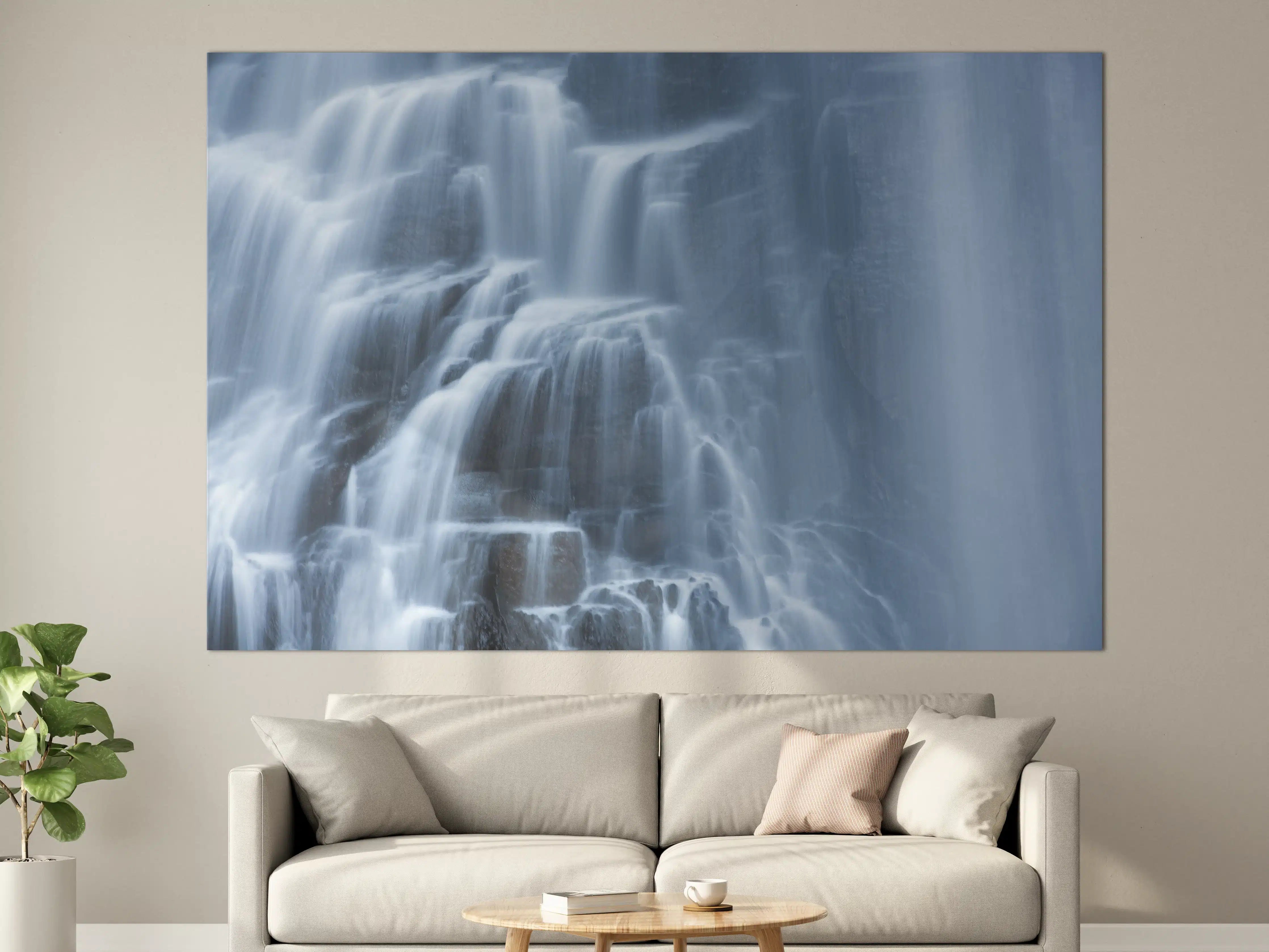 Große Wandbilder - Traumartiger Wasserfall an Felsenwand