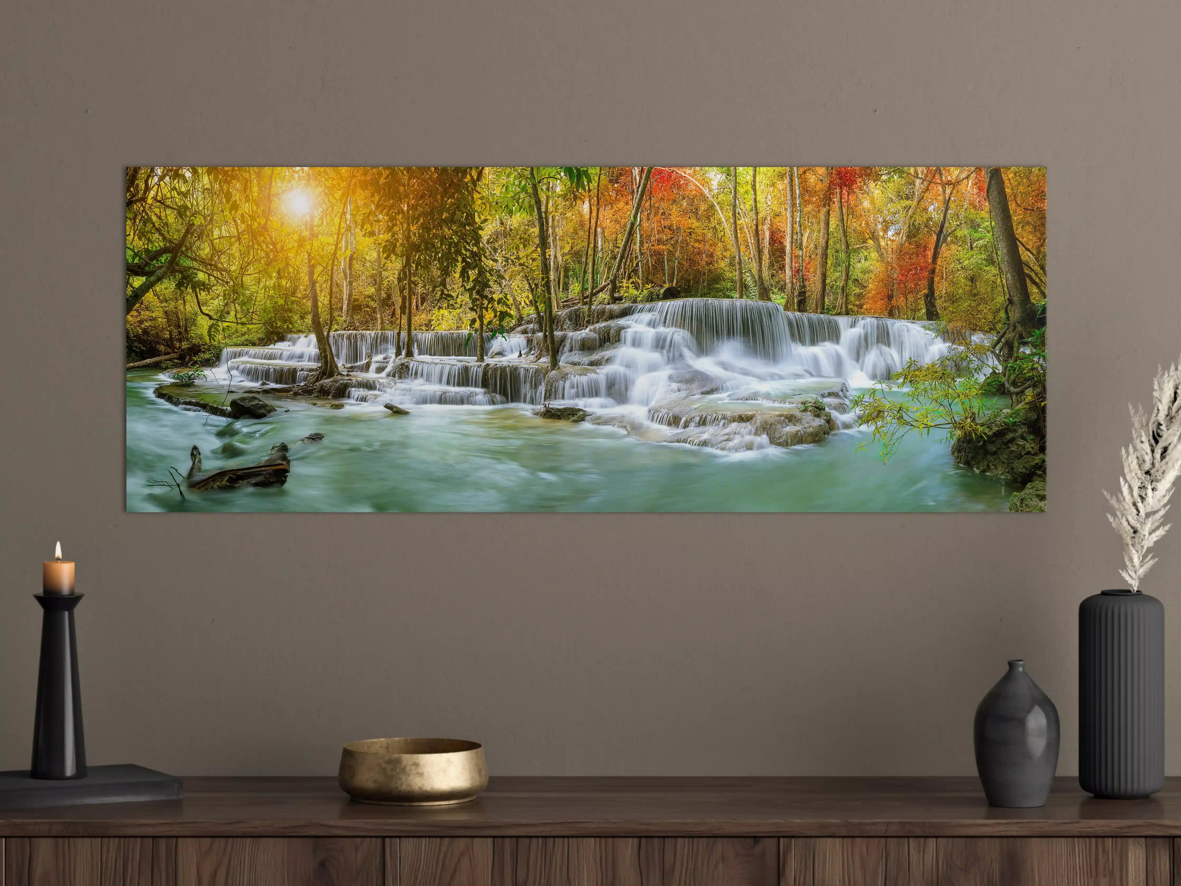 Große Wandbilder - Türkis-Grüner Wasserfall im Herbst