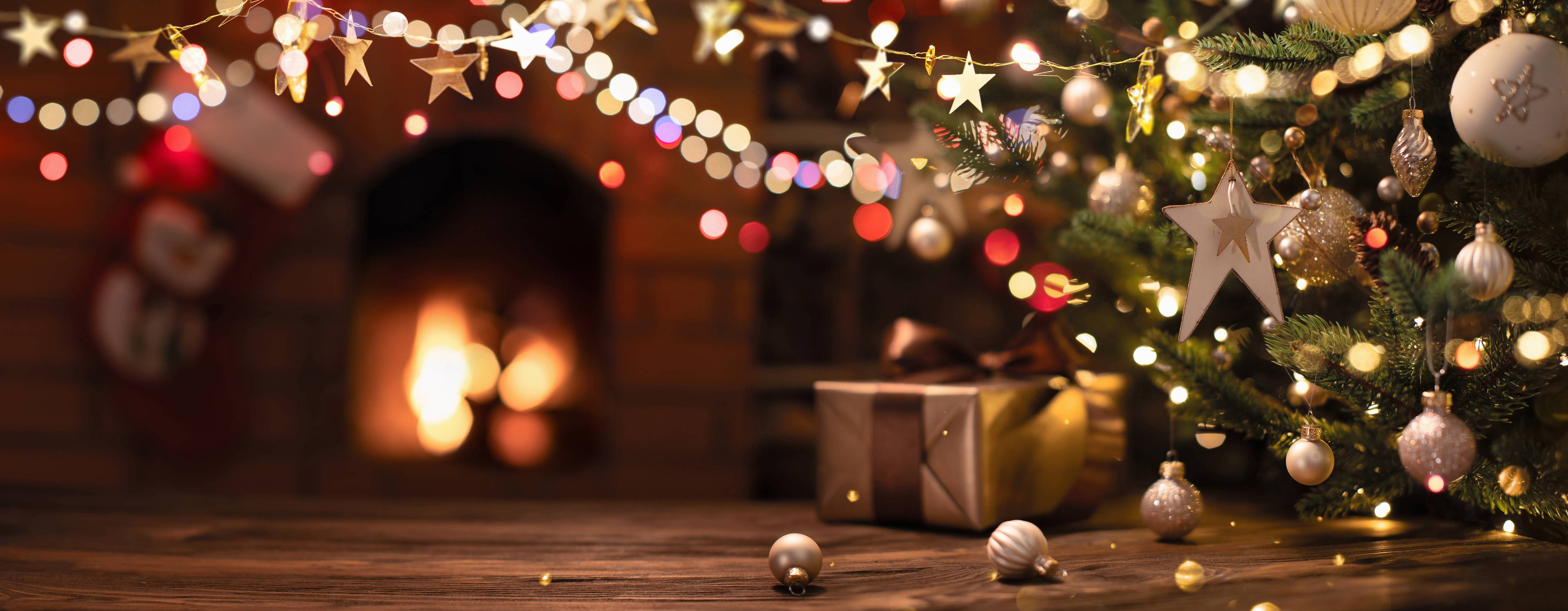 Große Wandbilder-Weihnachtsbaum mit Sterndeko