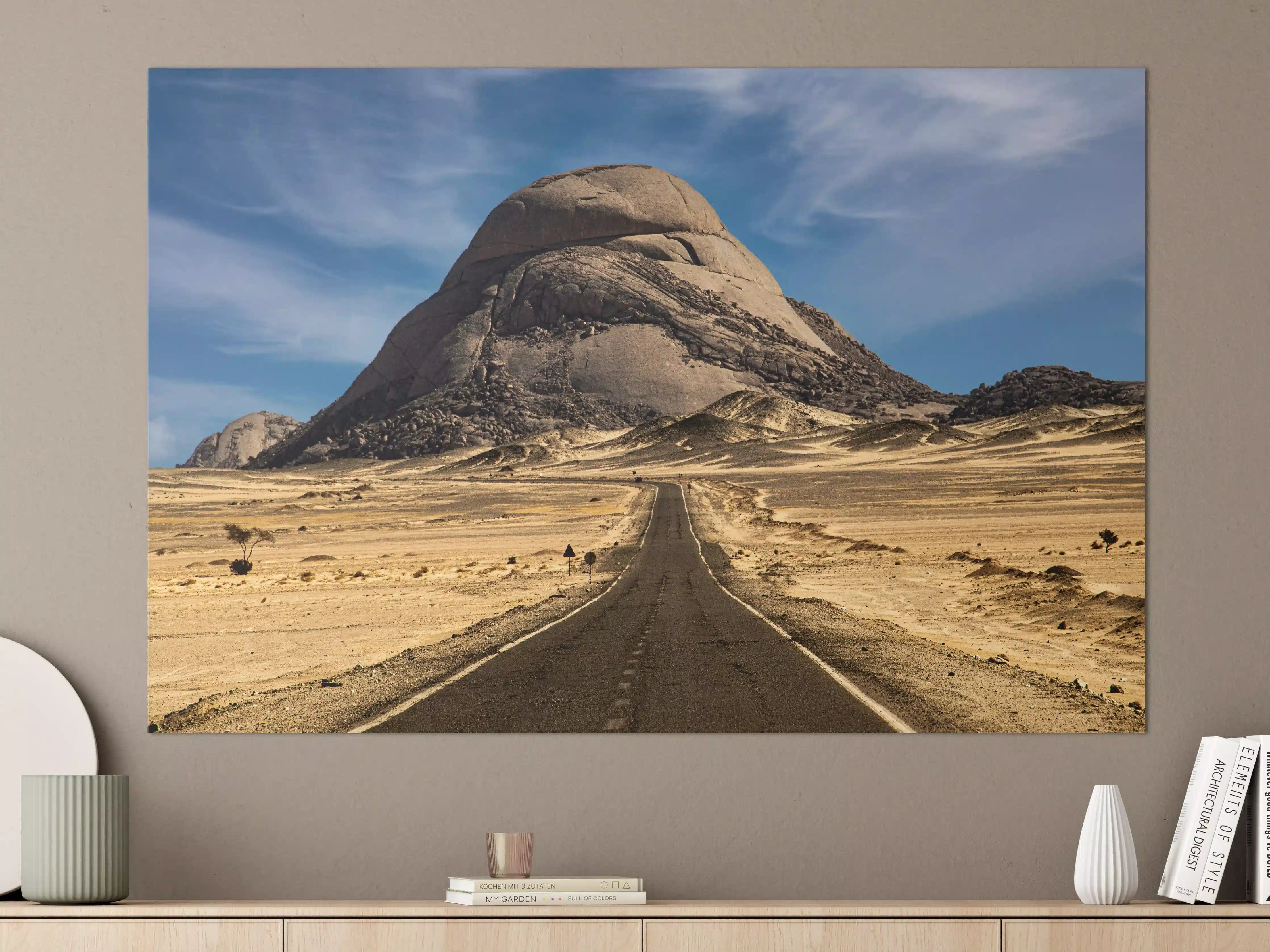 Große Wandbilder - Wüstenweg zum Felsmassiv