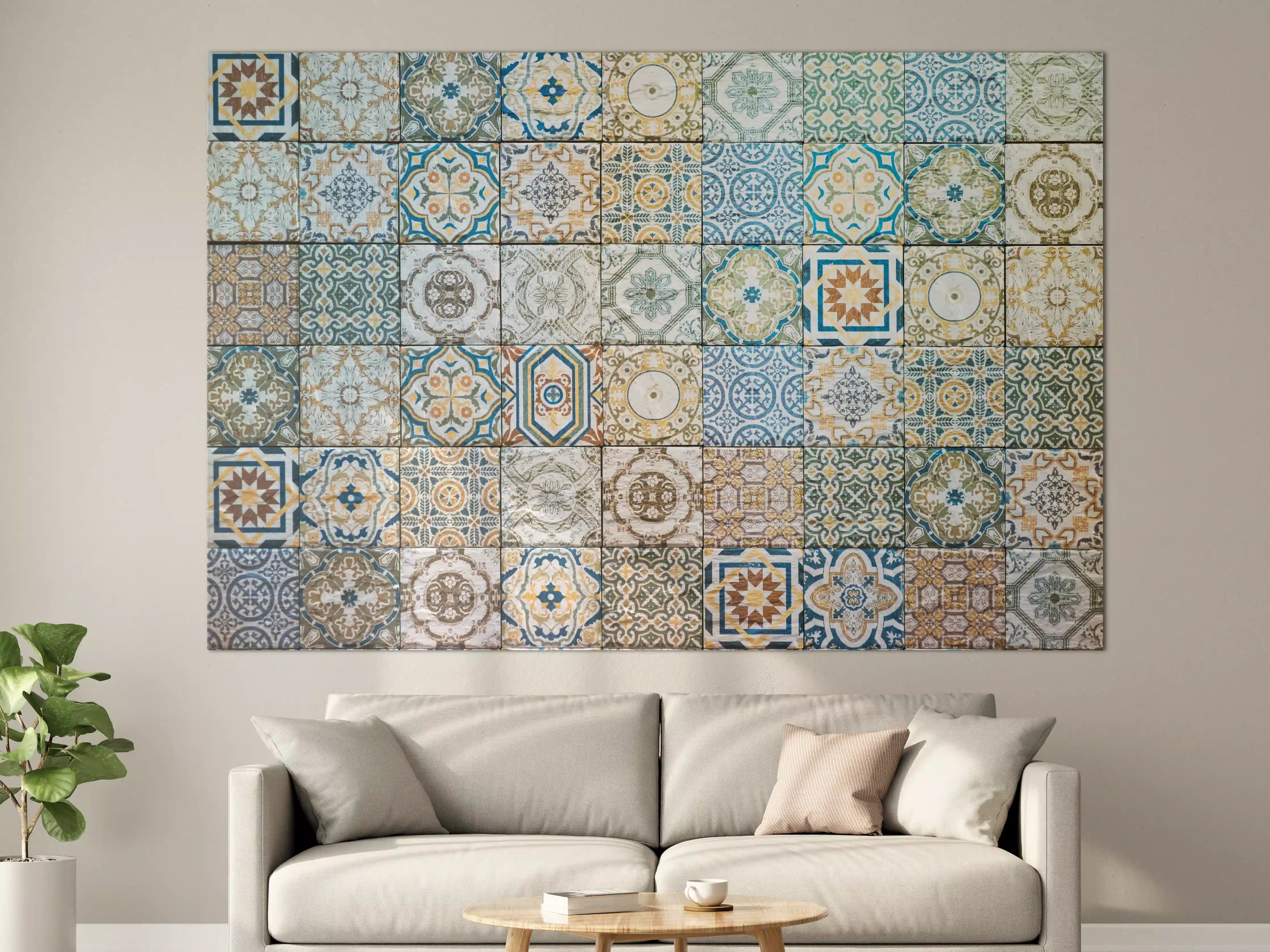 Große Wandbilder - buntes Mosaik im spanischen Stil