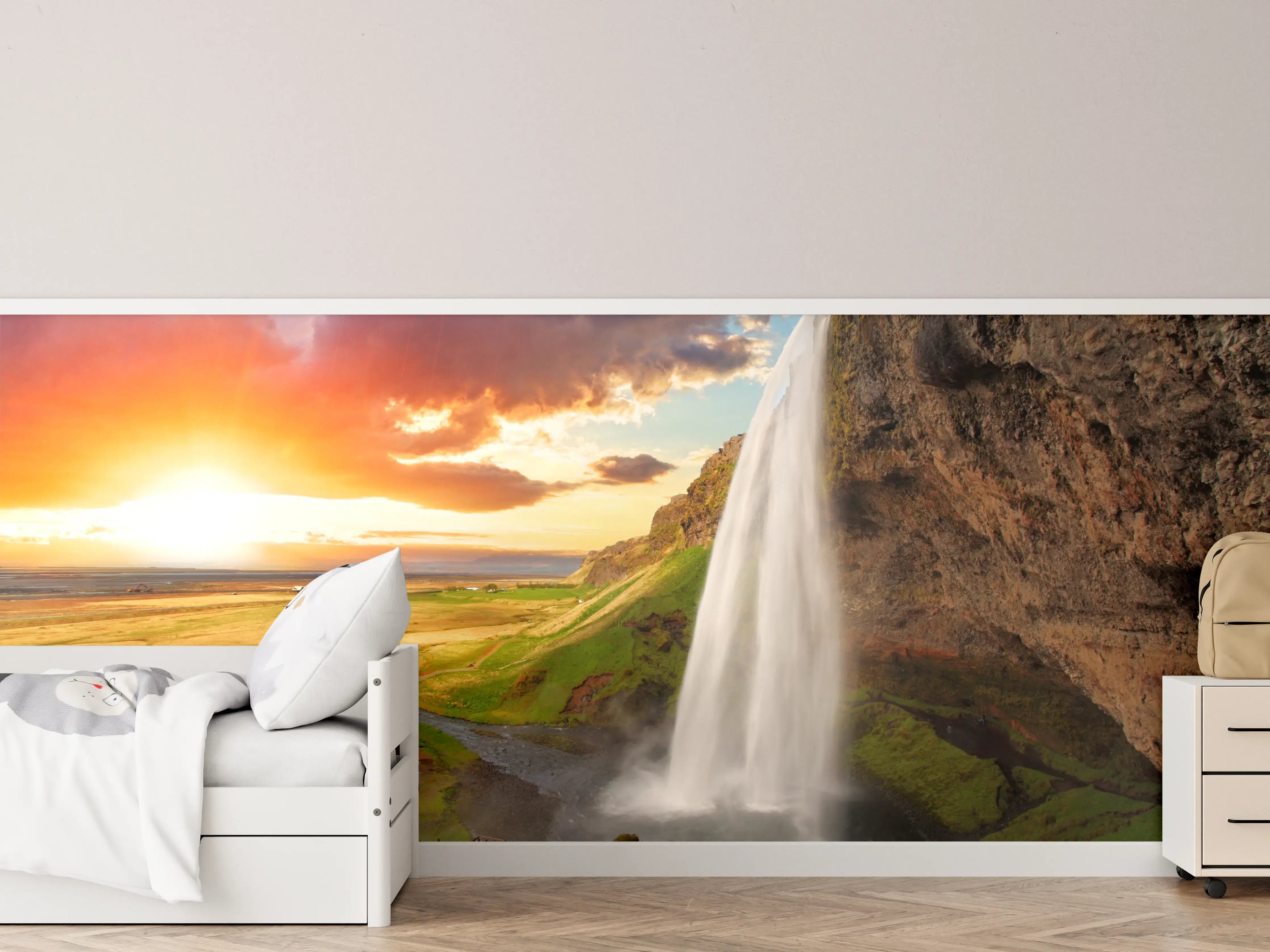 Kinderzimmer Wandgestaltung -  Seljalandsfoss Wasserfall bei Sonnenuntergang