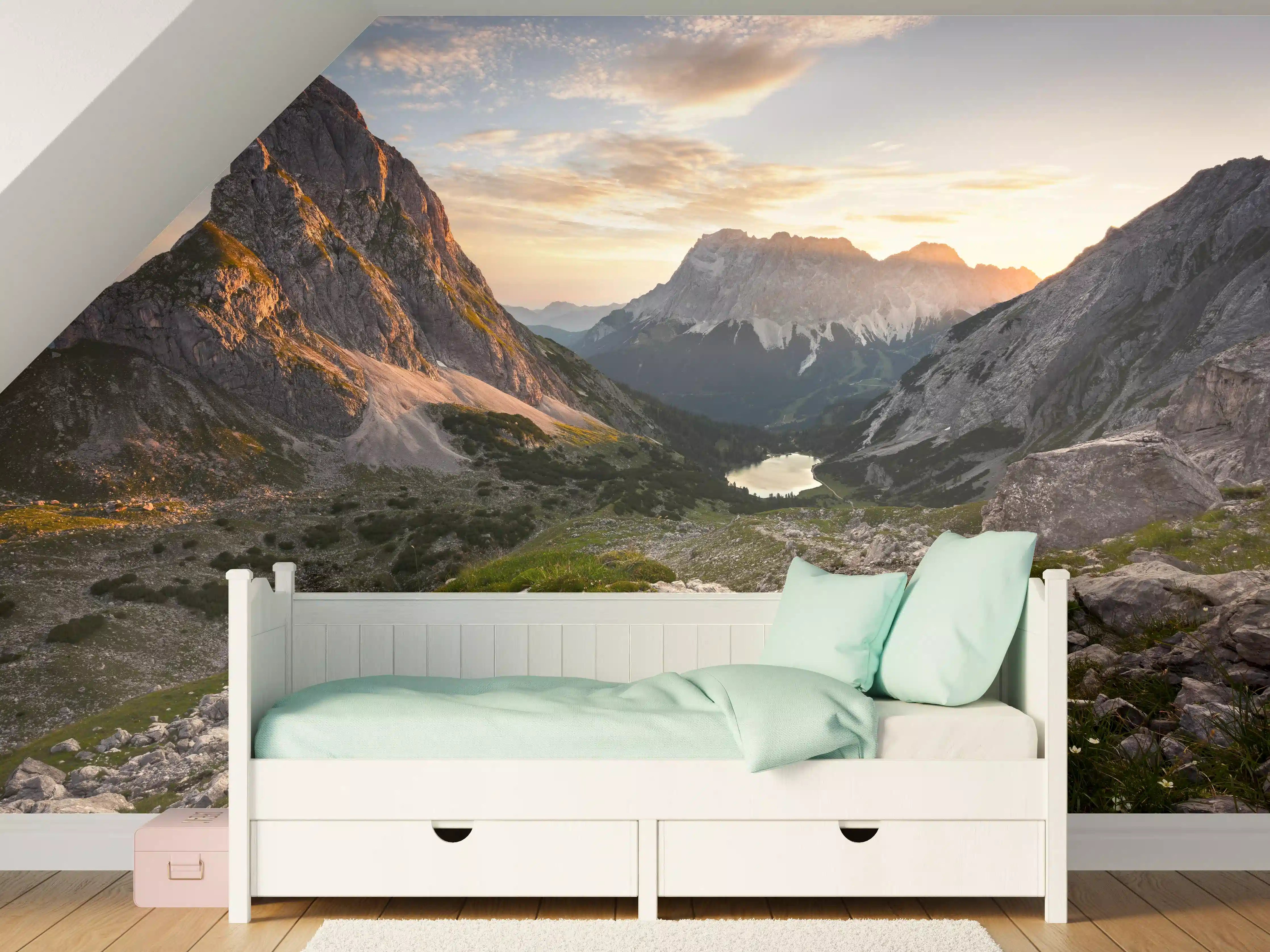 Kinderzimmer Wandgestaltung - Alpenglühen am Bergsee
