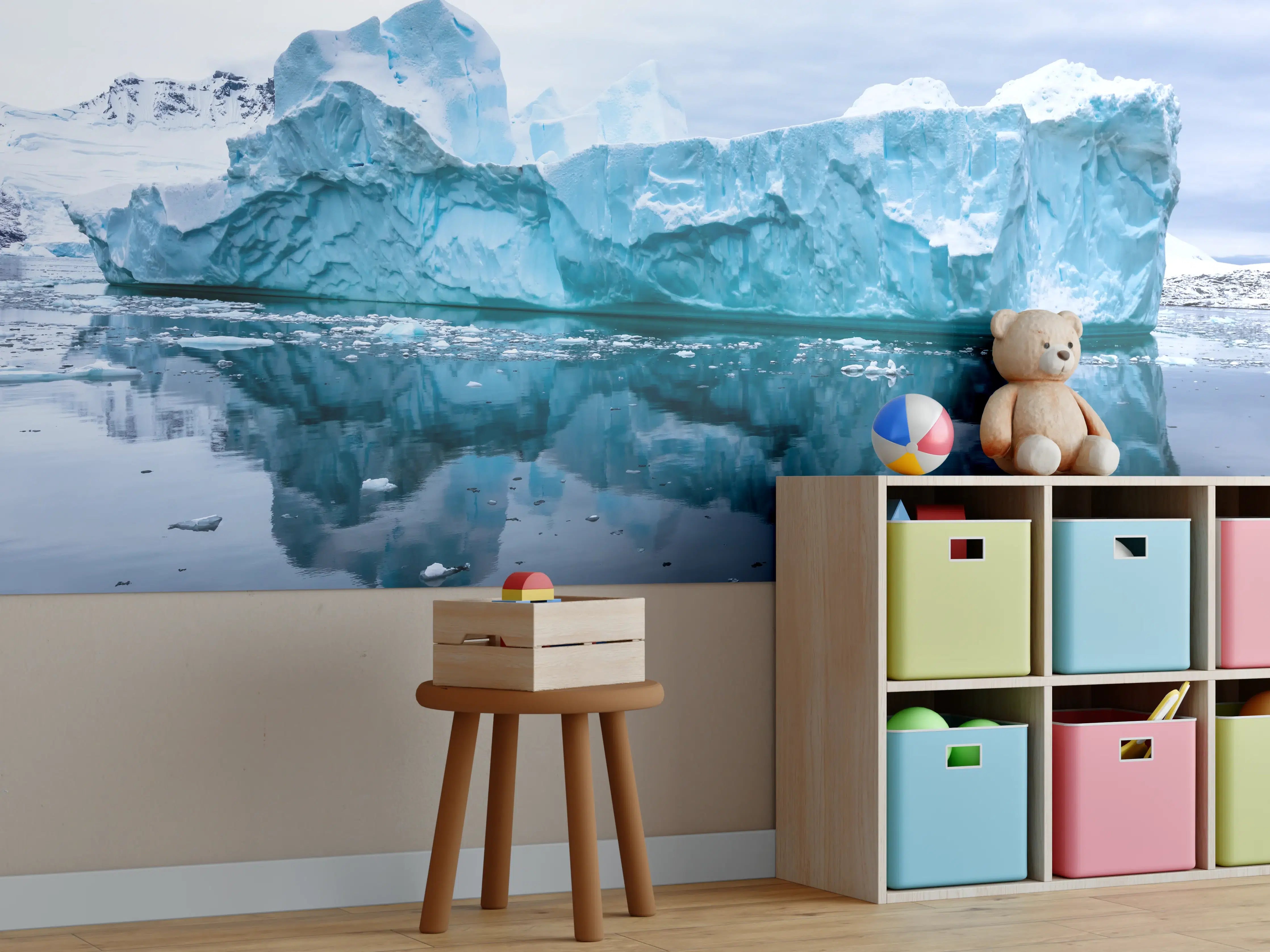 Kinderzimmer Wandgestaltung - Antarktis Eisberg in Blautönen