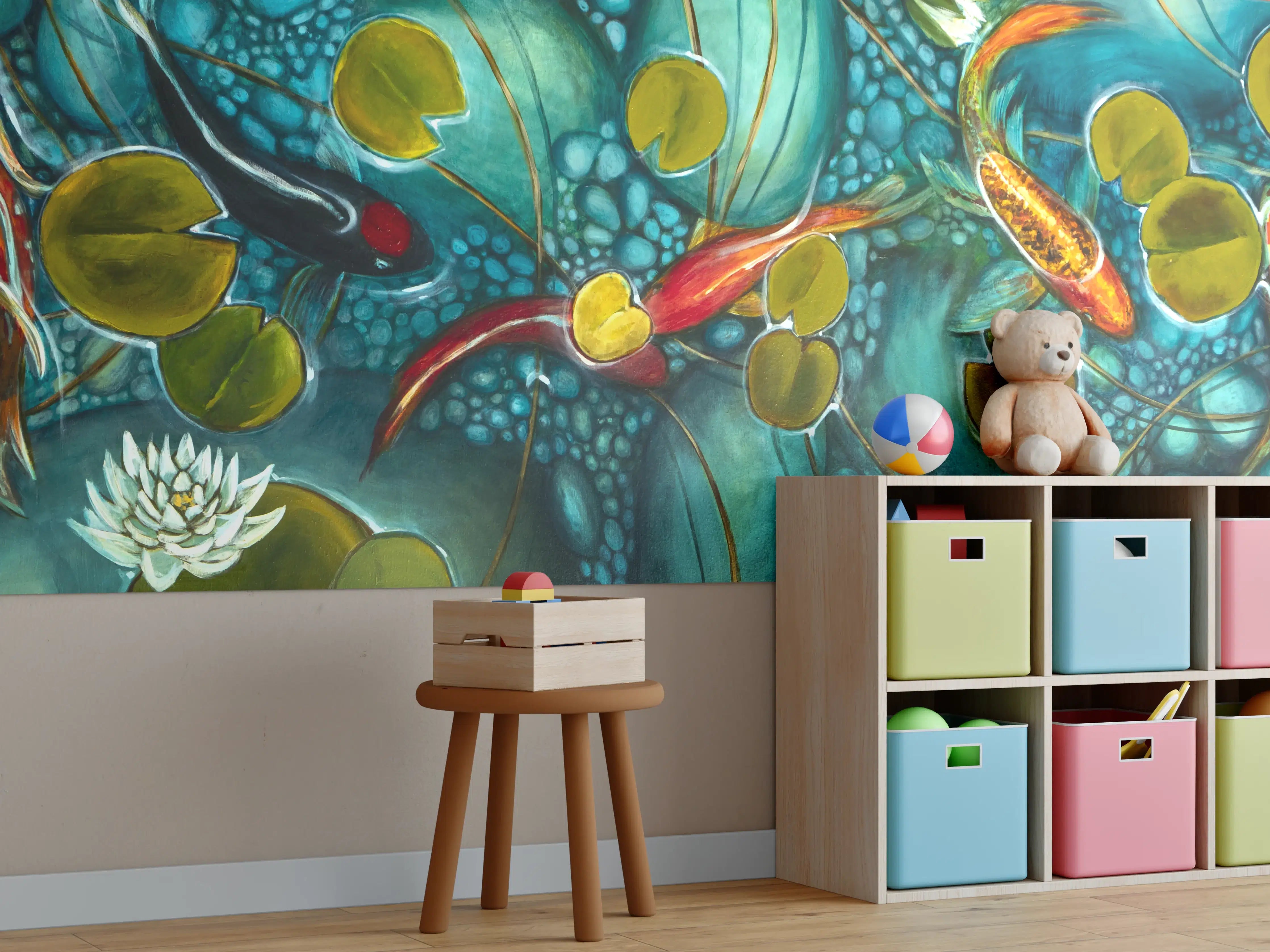 Kinderzimmer Wandgestaltung - Aquatische Fantasie mit Koi und Wasserlilien