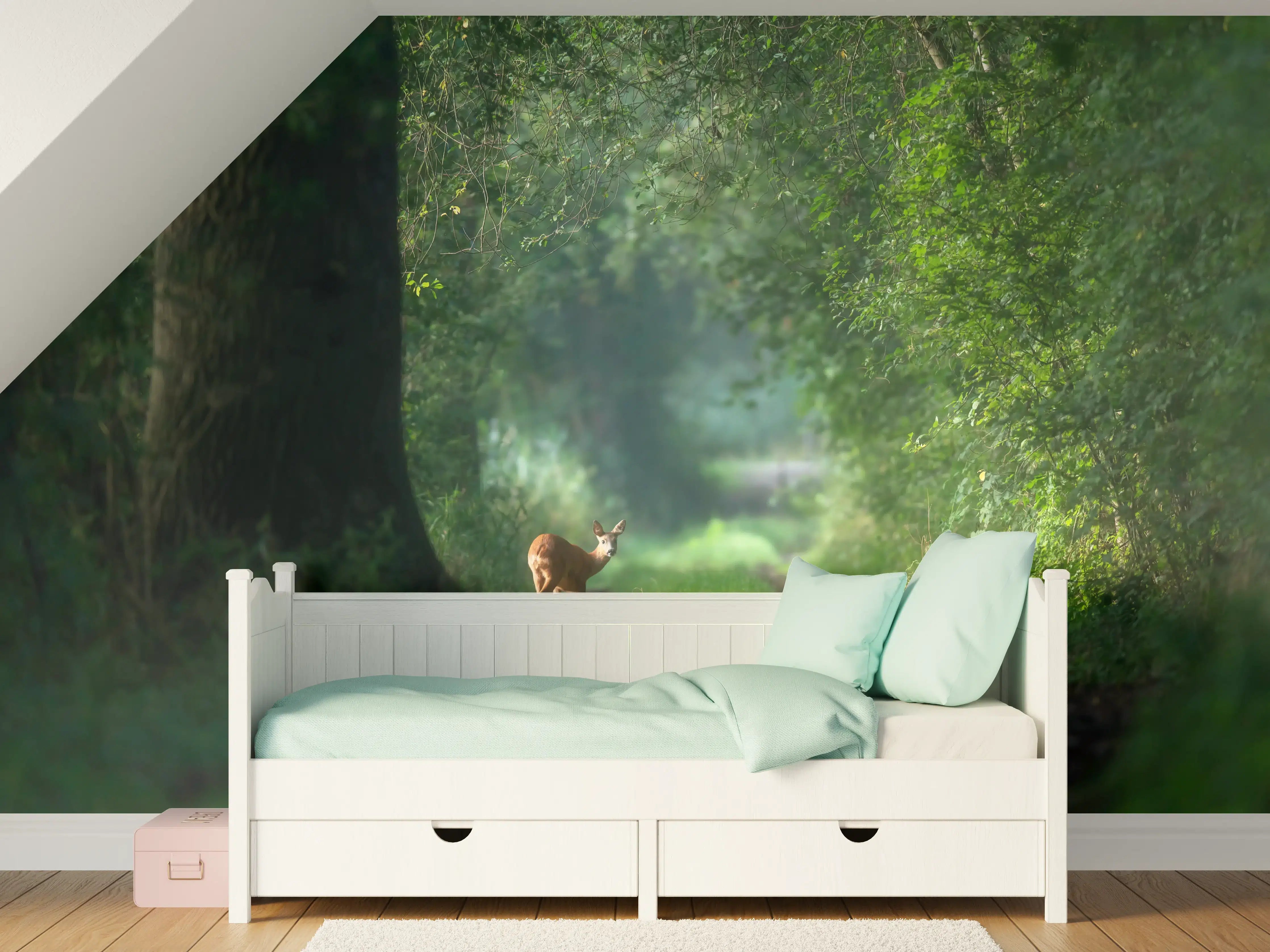 Kinderzimmer Wandgestaltung - Aufmerksames Rehwild im Wald