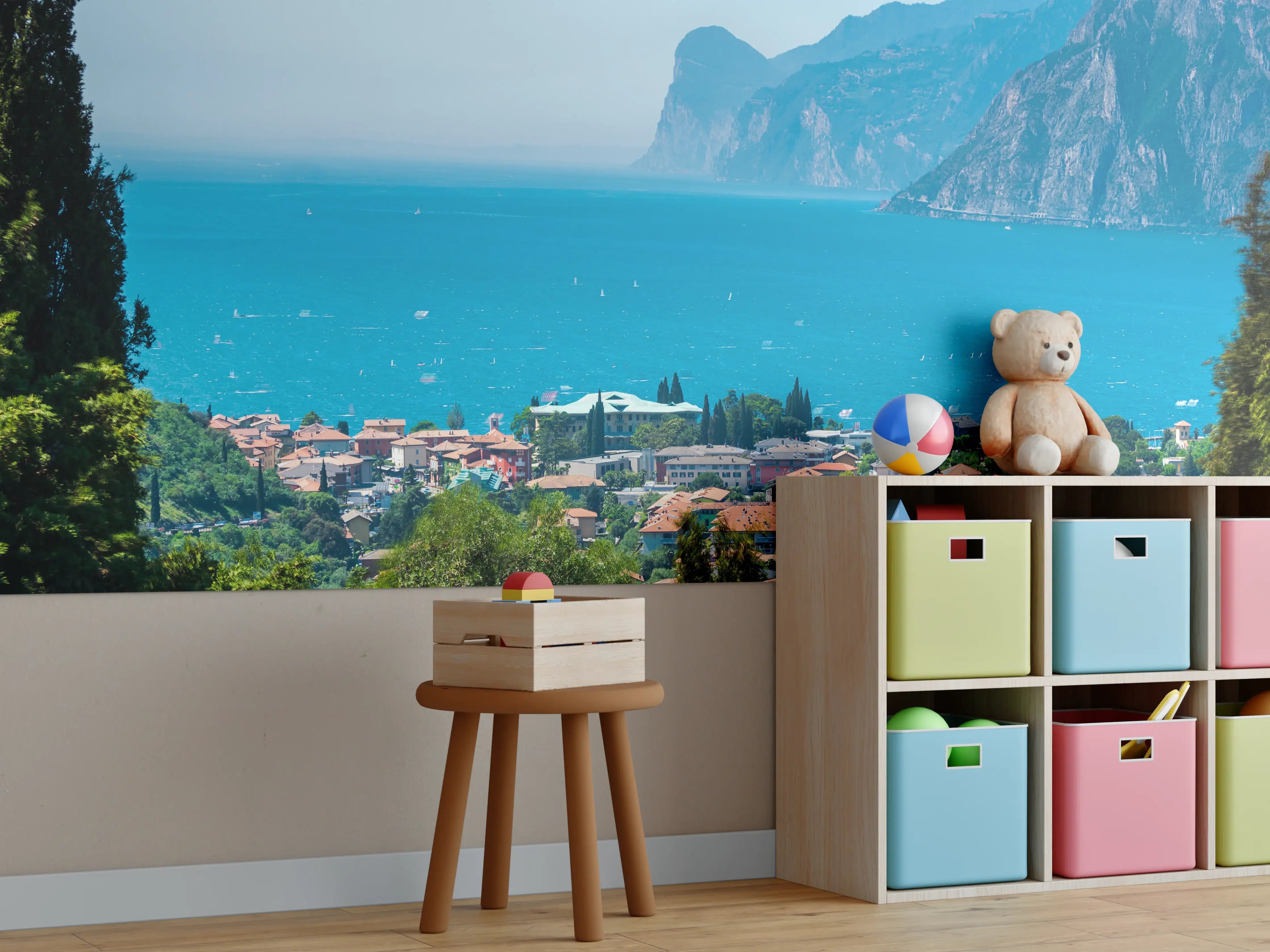 Kinderzimmer Wandgestaltung - Aussicht vom Gipfel auf Gardasee