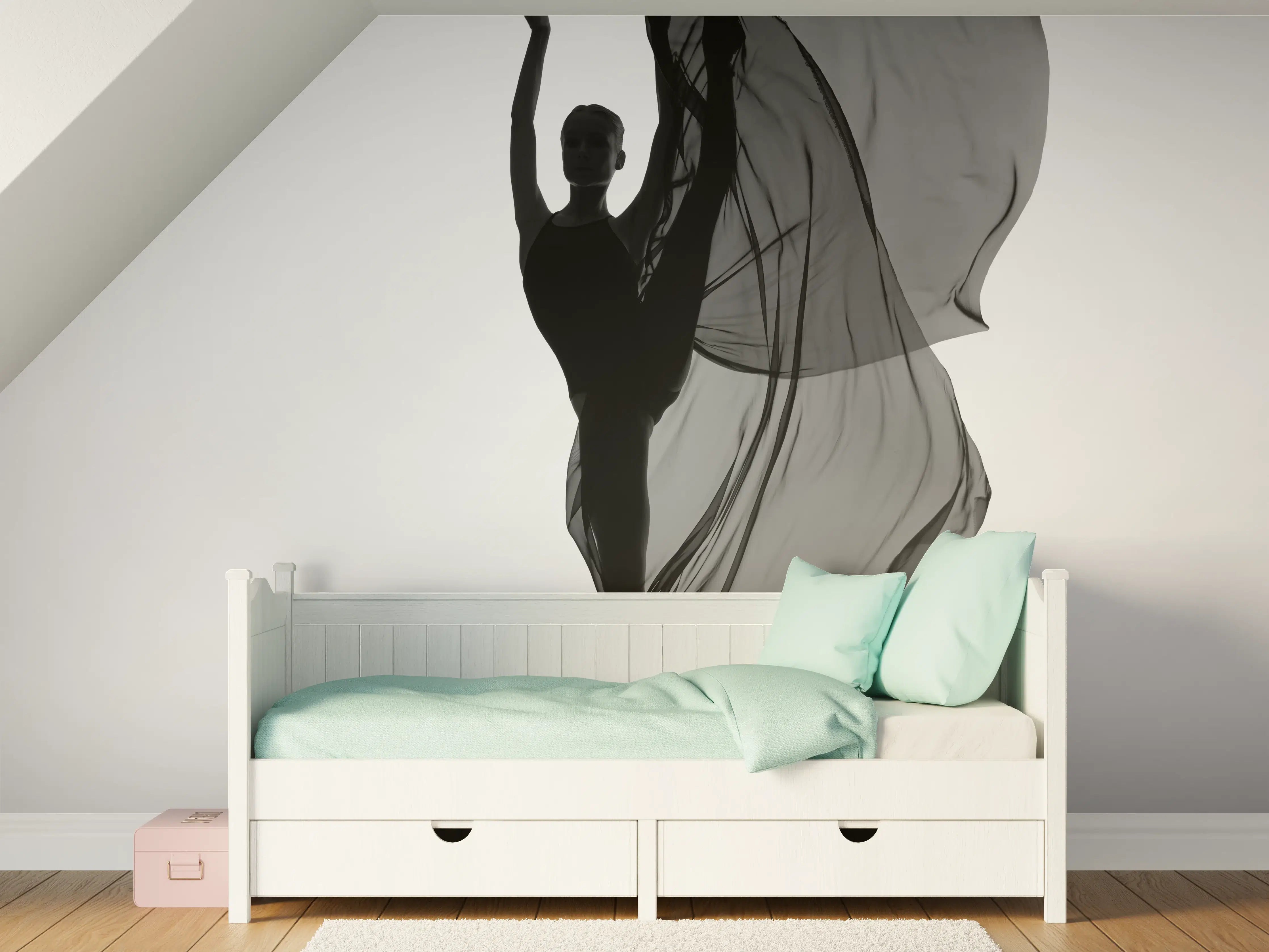 Kinderzimmer Wandgestaltung - Ballerina tanzt mit schwarzem Tuch