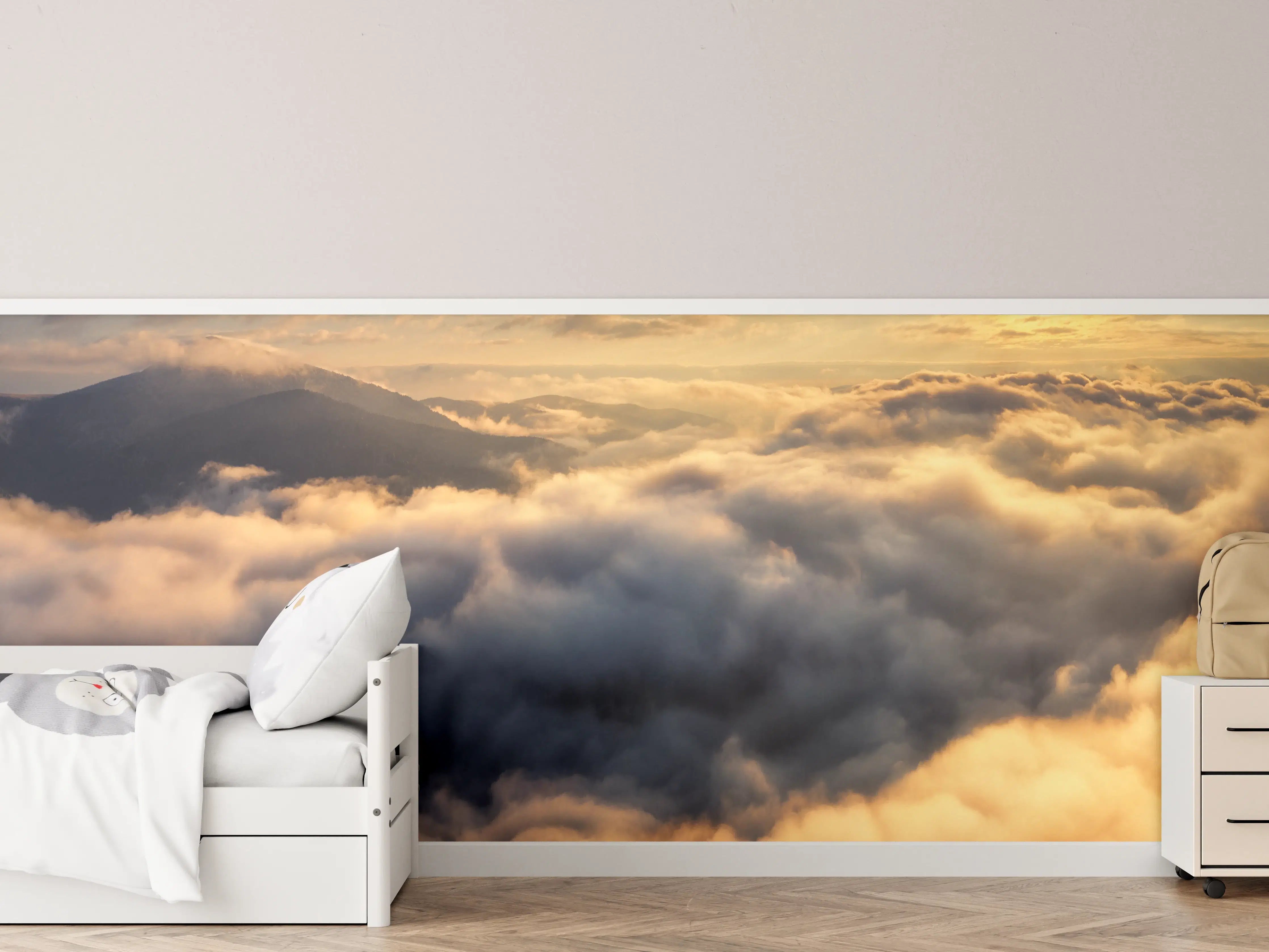 Kinderzimmer Wandgestaltung - Berge in Wolken bei Sonnenaufgang  -  Peru