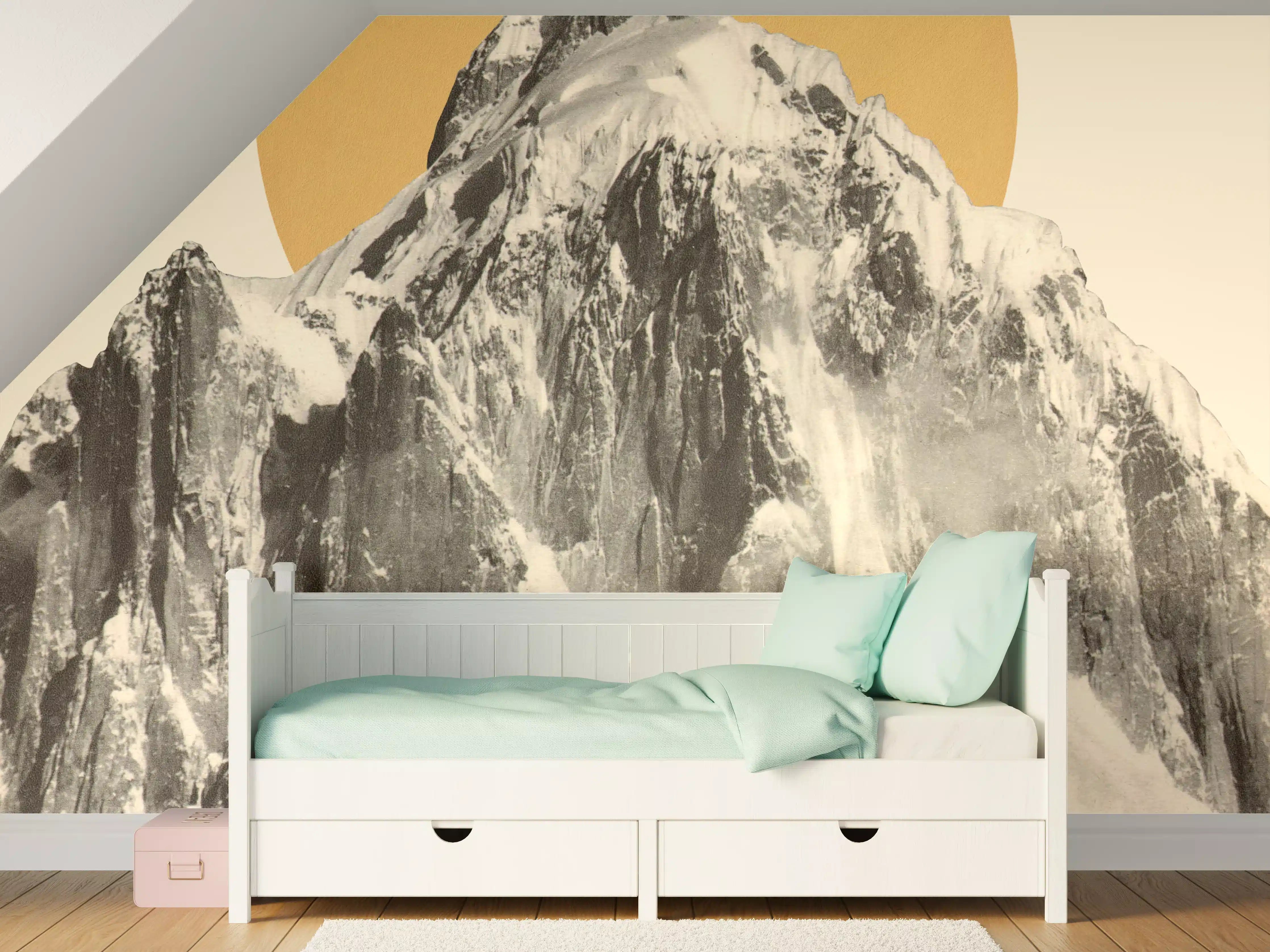 Kinderzimmer Wandgestaltung - Berggipfel im Sonnenlicht Poster