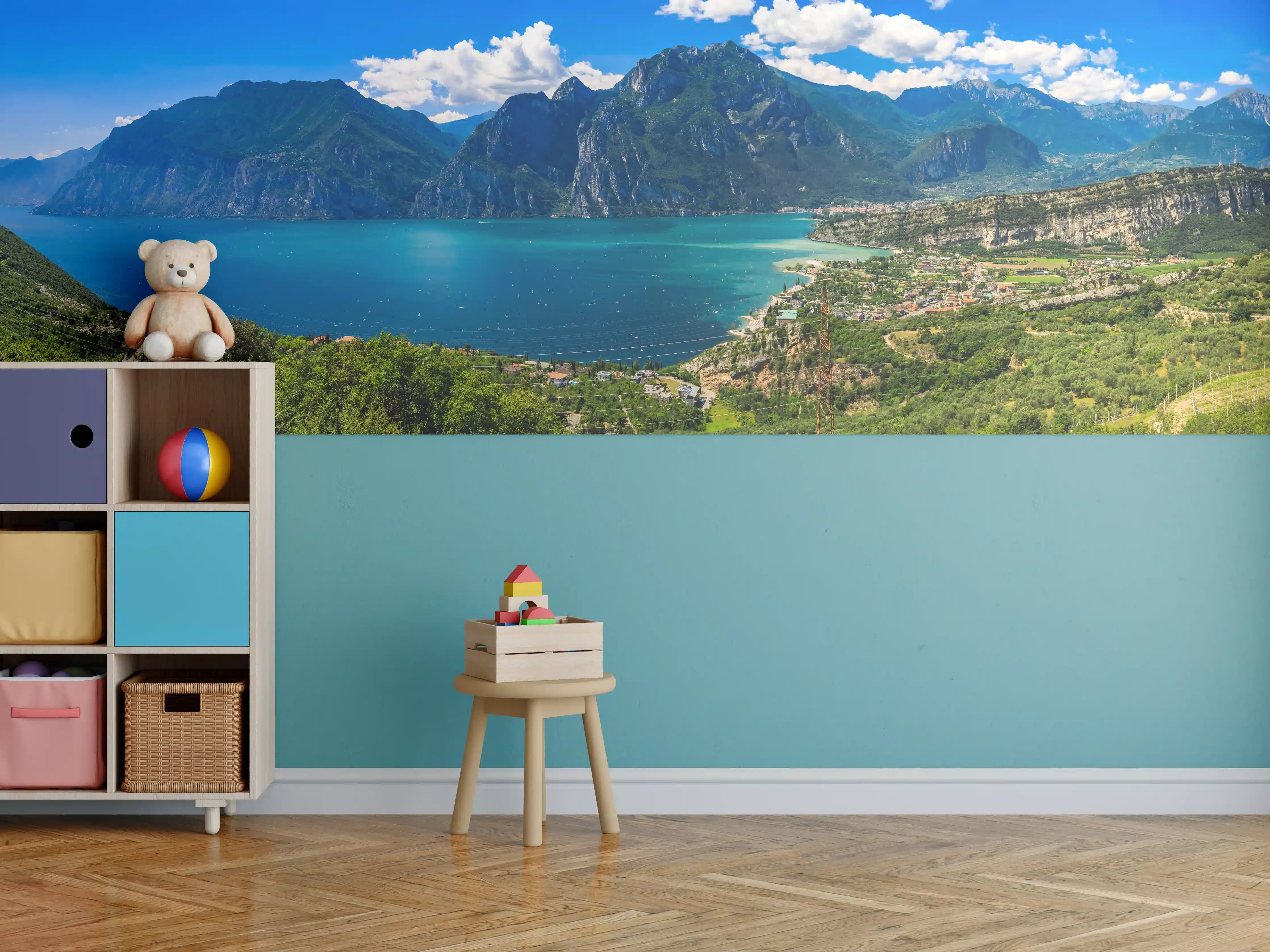 Kinderzimmer Wandgestaltung - Bergsee mit malerischem Panorama