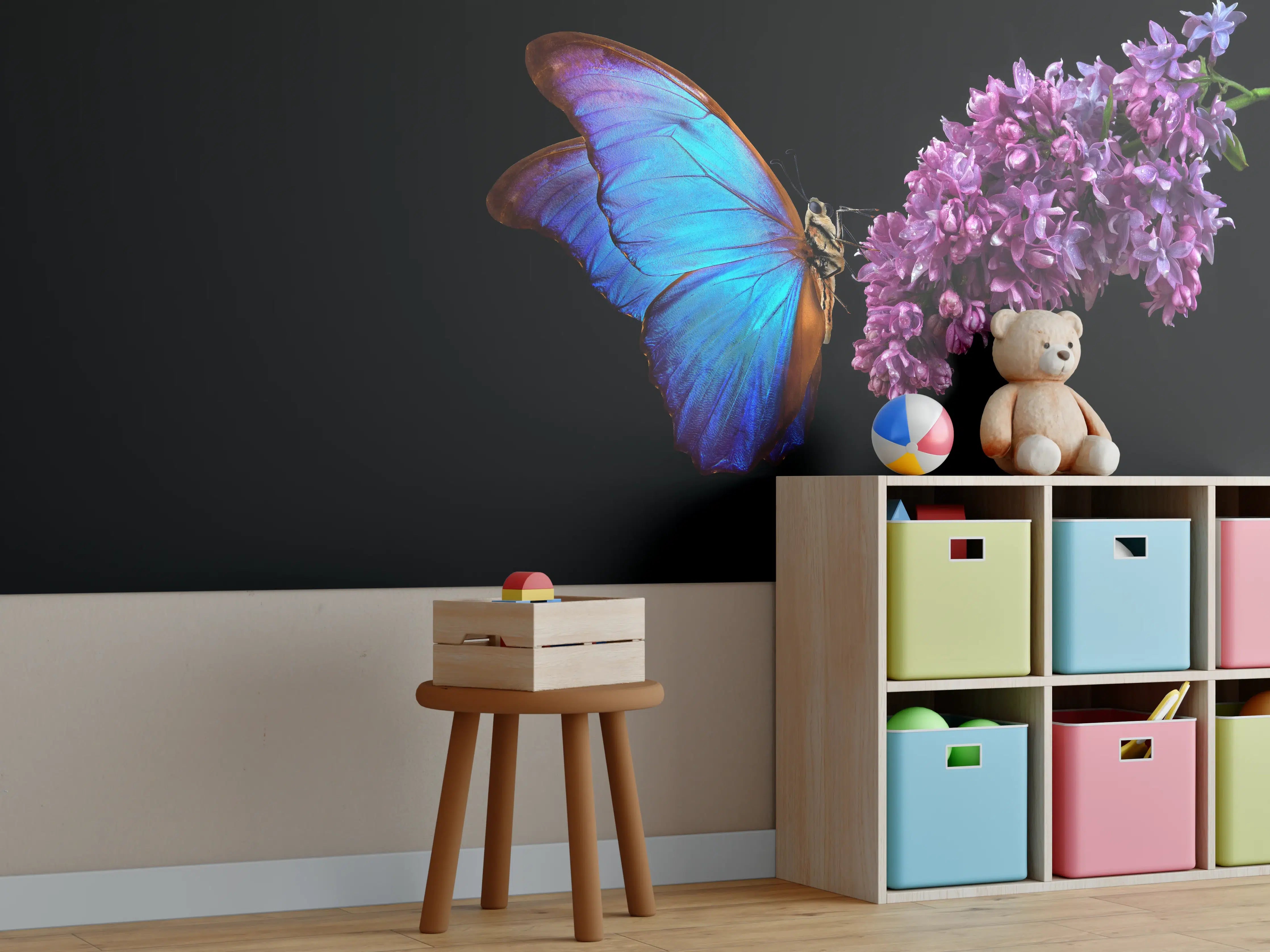Kinderzimmer Wandgestaltung - Bläulicher Schmetterling auf Blume