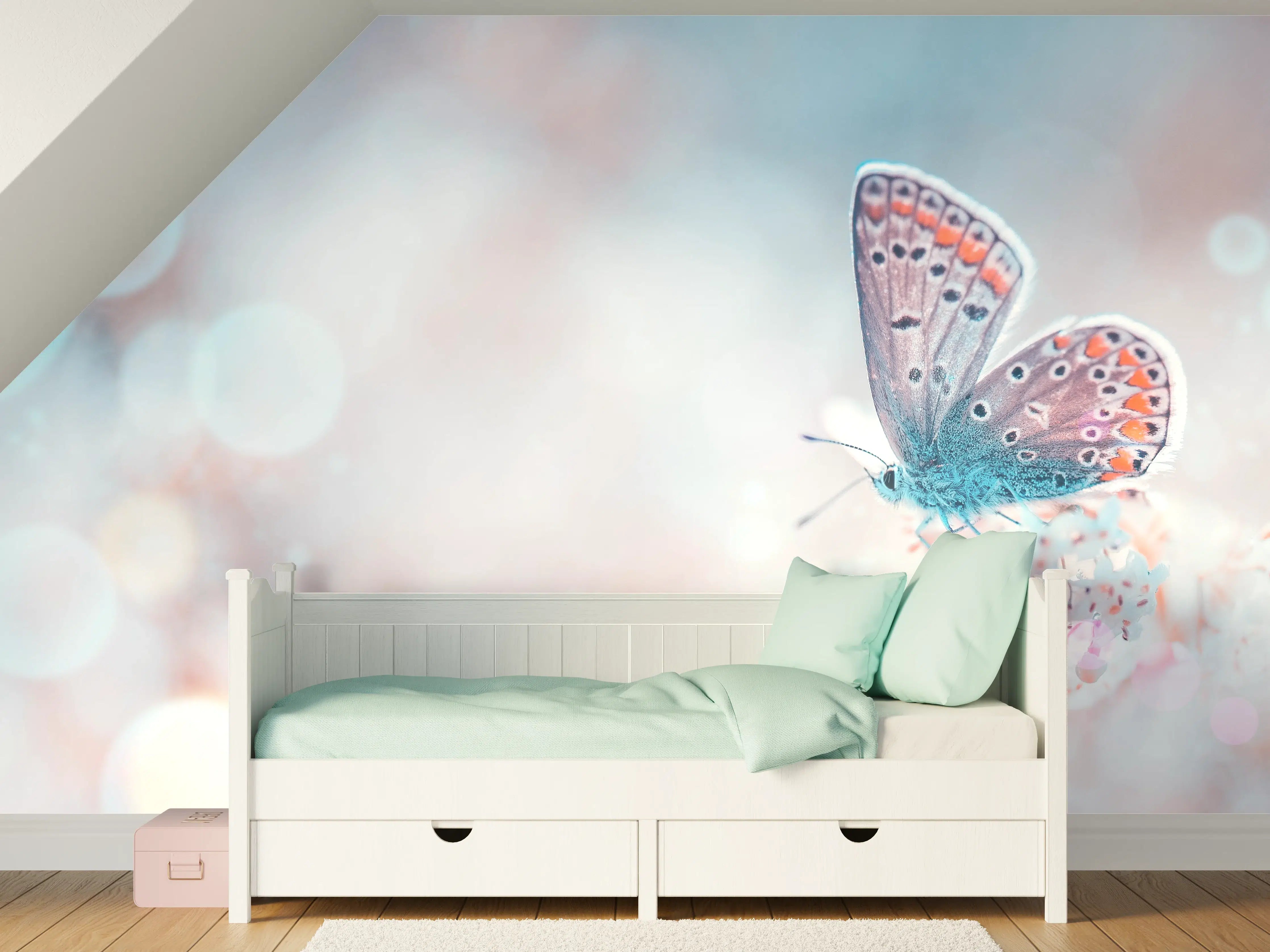 Kinderzimmer Wandgestaltung - Blaue Schmetterling auf zarten Blüten