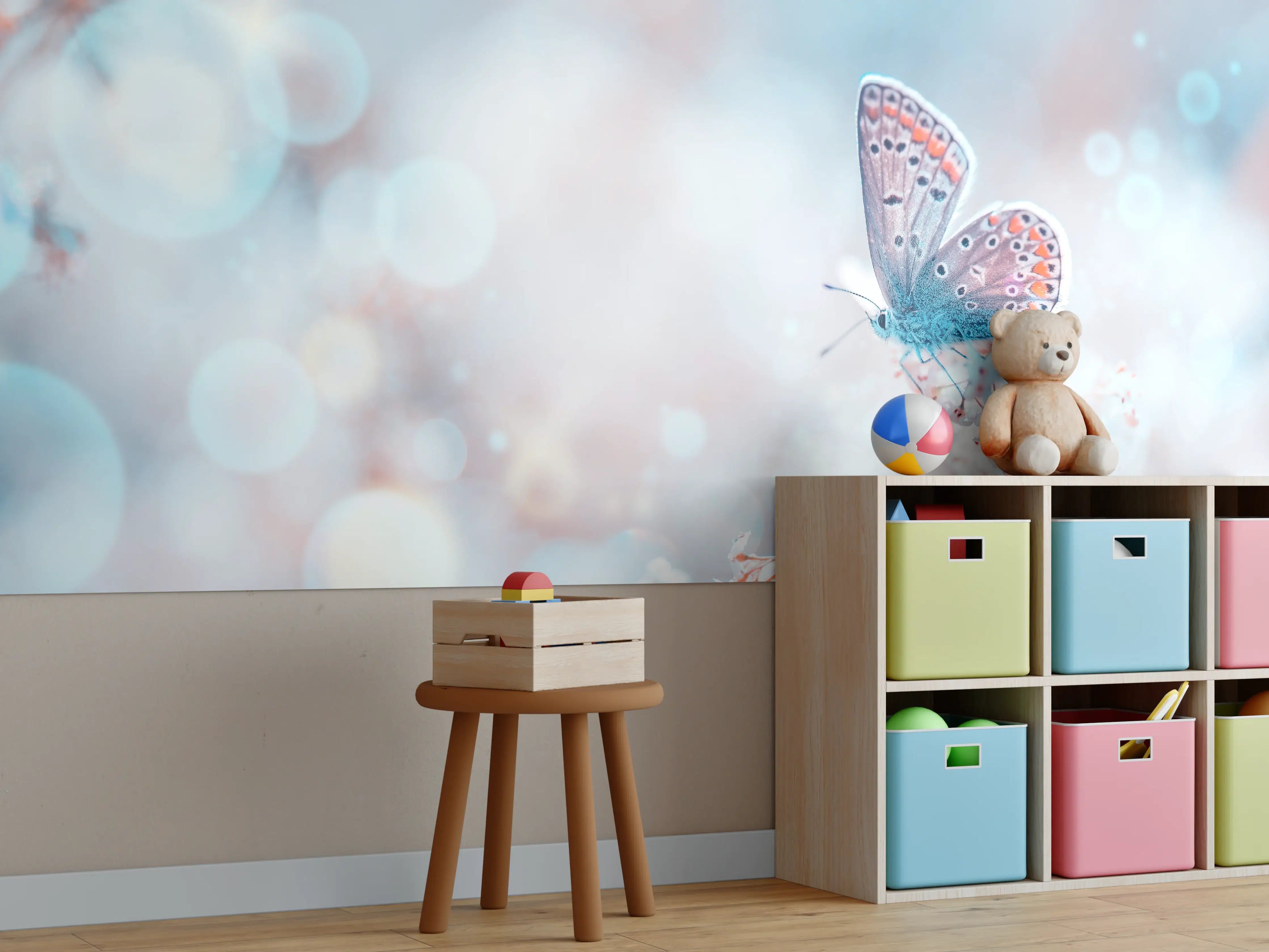 Kinderzimmer Wandgestaltung - Blaue Schmetterling auf zarten Blüten