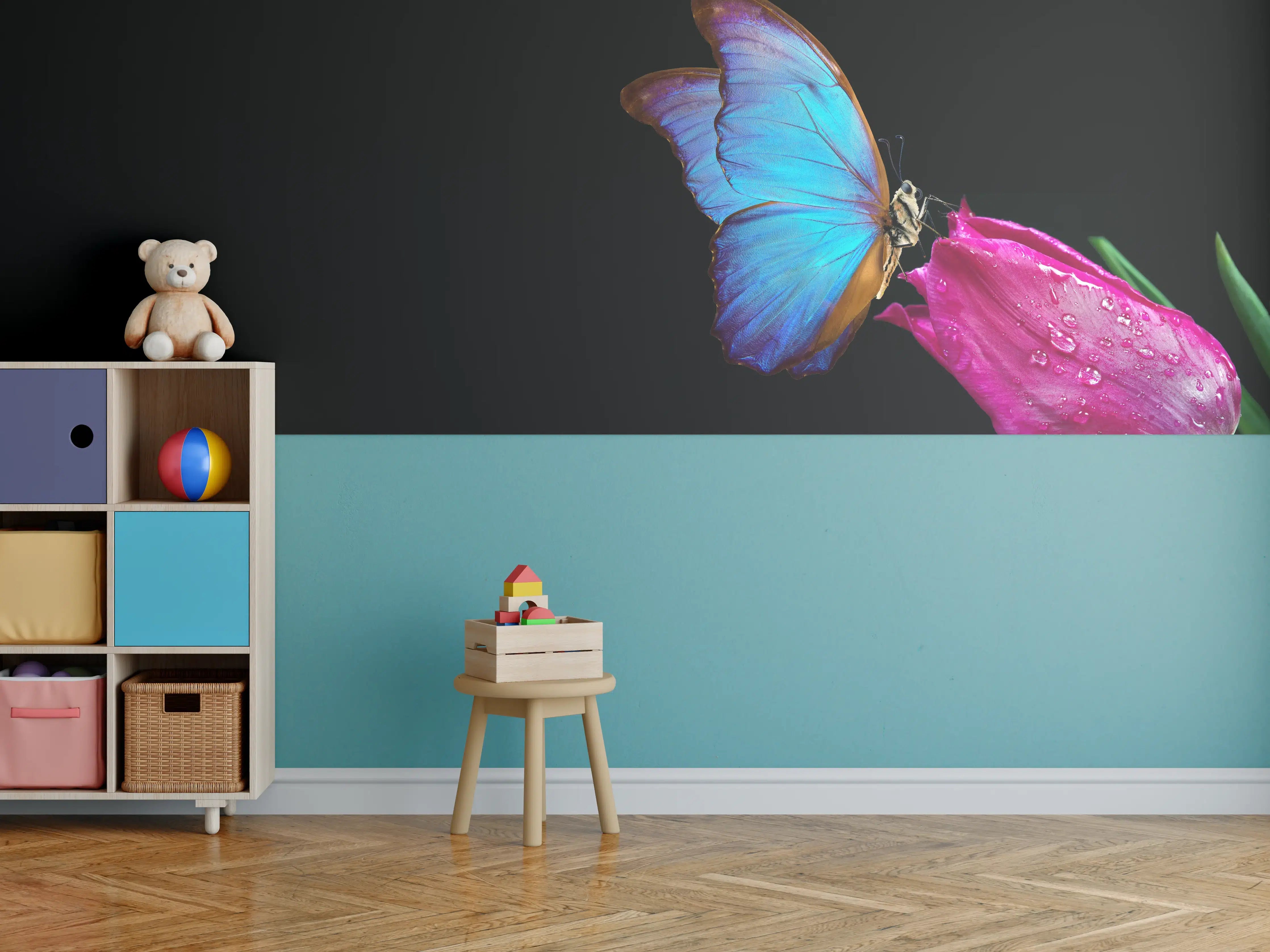 Kinderzimmer Wandgestaltung - Blauer Morphofalter - schwarzer Hintergrund