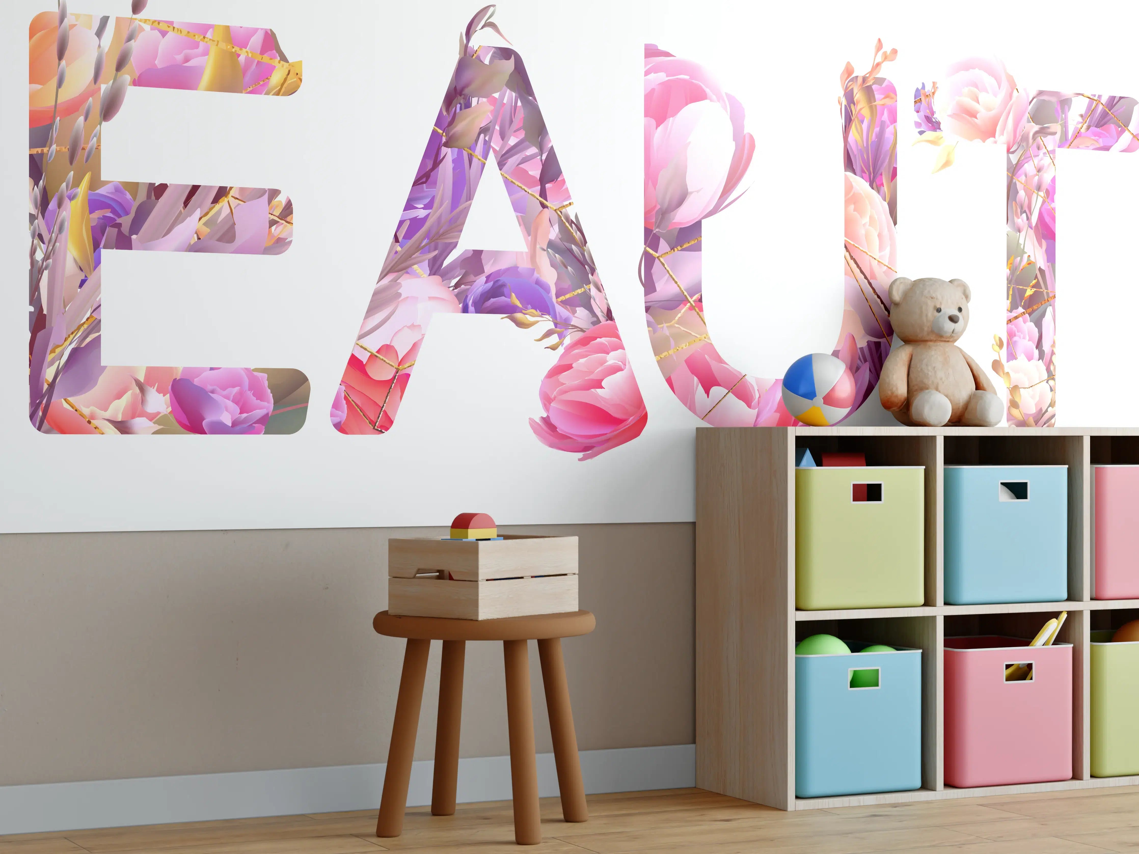 Kinderzimmer Wandgestaltung - Blumige Beauty-Schrift