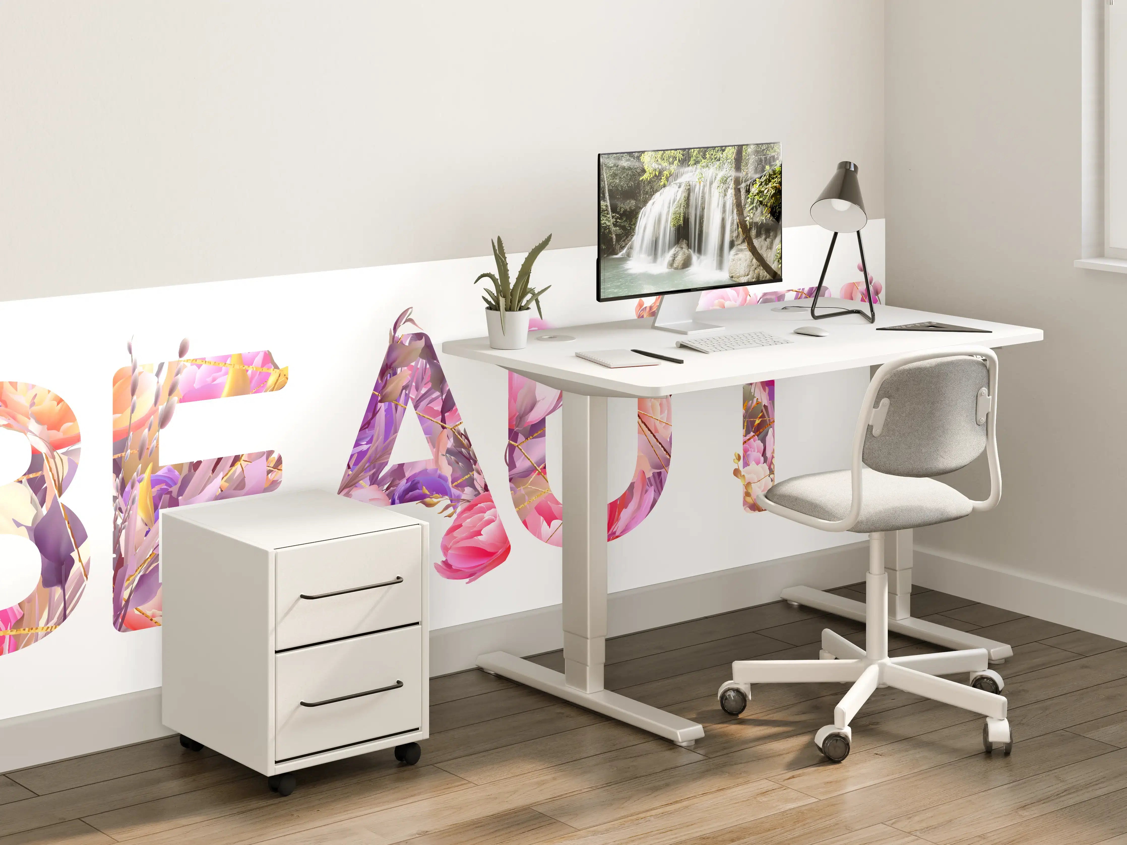 Kinderzimmer Wandgestaltung - Blumige Beauty-Schrift