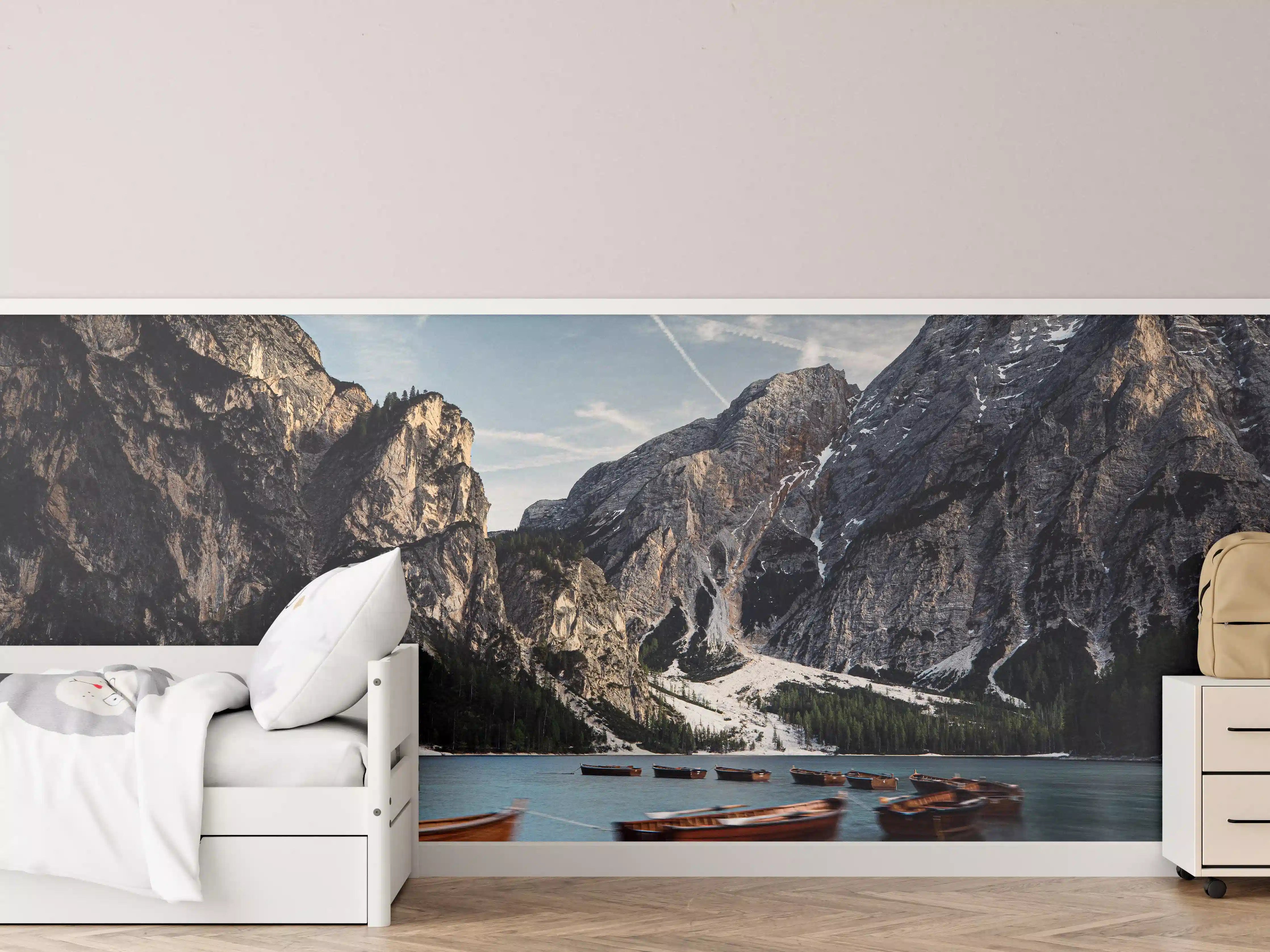 Kinderzimmer Wandgestaltung - Braies See Reflexion Abendstimmung