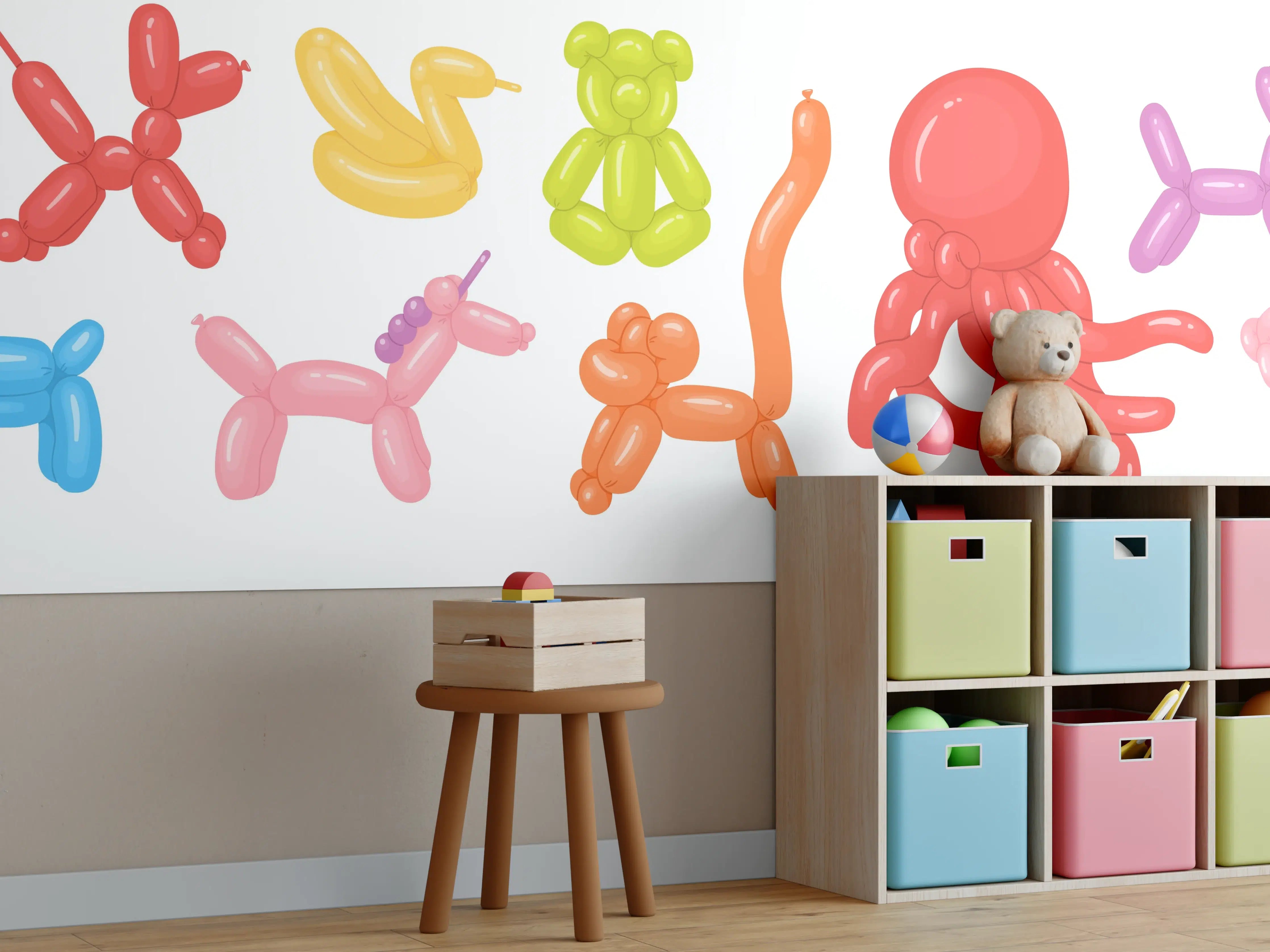 Kinderzimmer Wandgestaltung - Bunte Ballons in Form von Tieren und Objekten