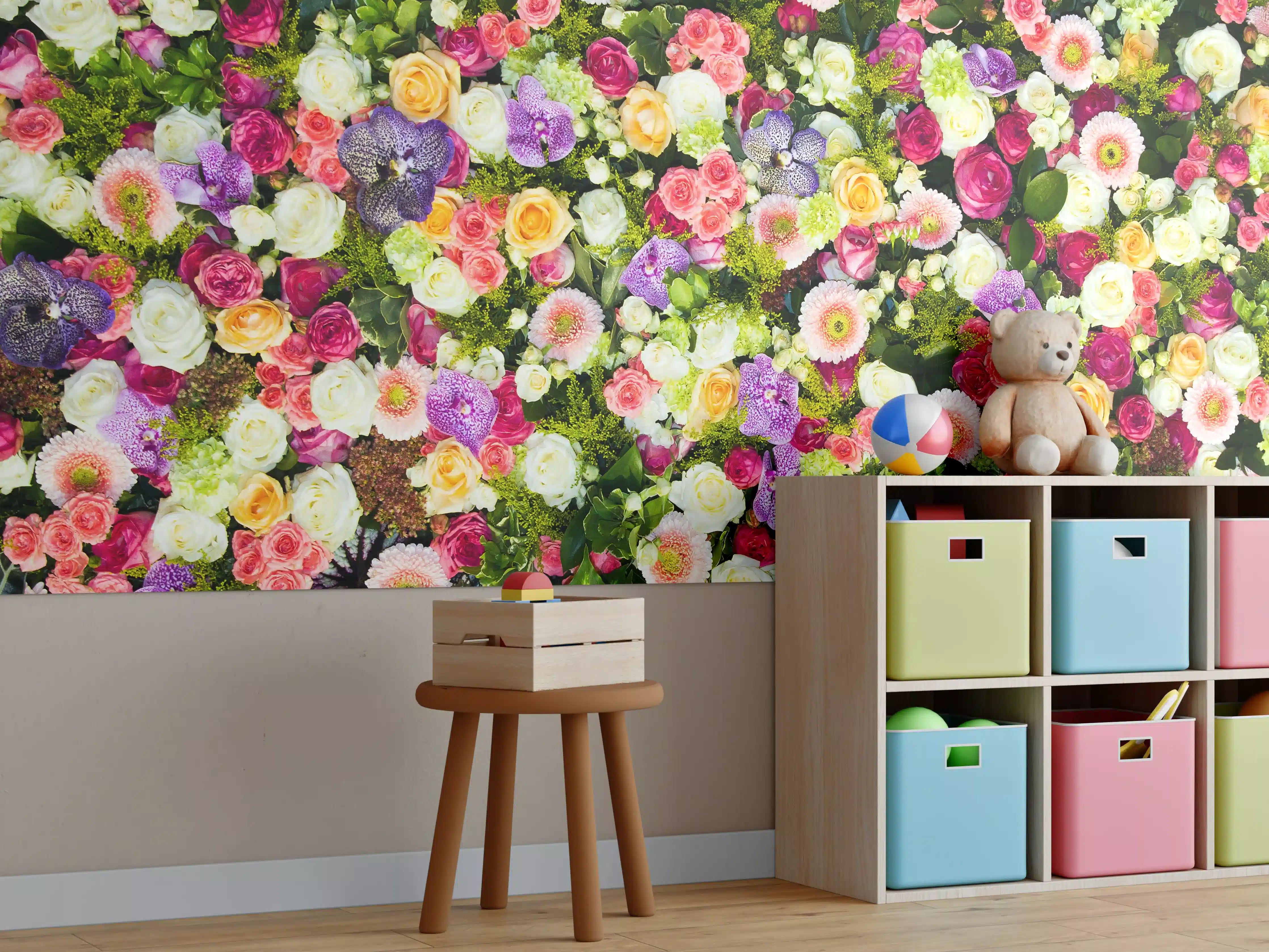 Kinderzimmer Wandgestaltung - Bunte Blumenpracht mit vielfältigen Farben