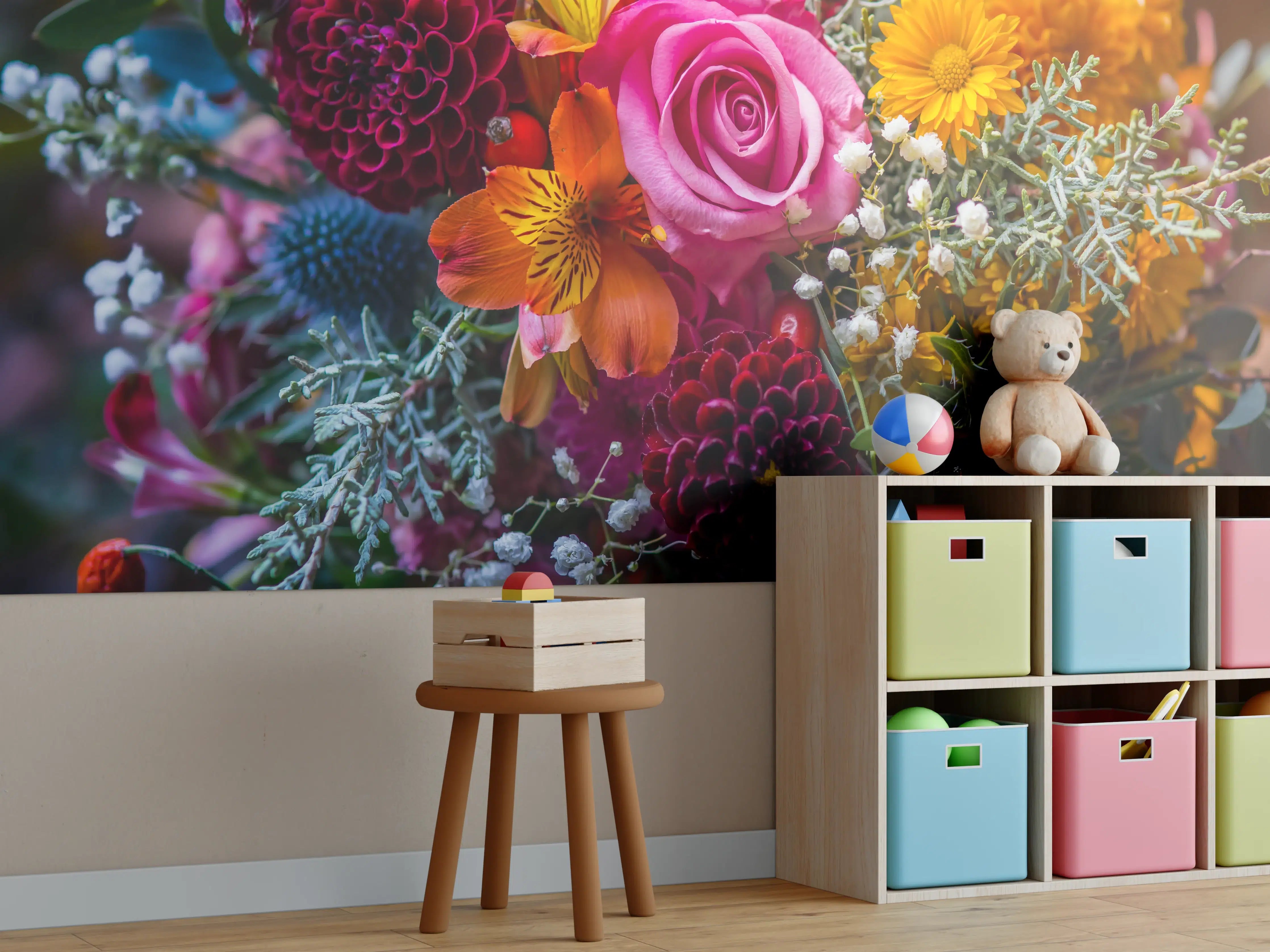 Kinderzimmer Wandgestaltung - Bunte Blumenstrauß in Nahaufnahme