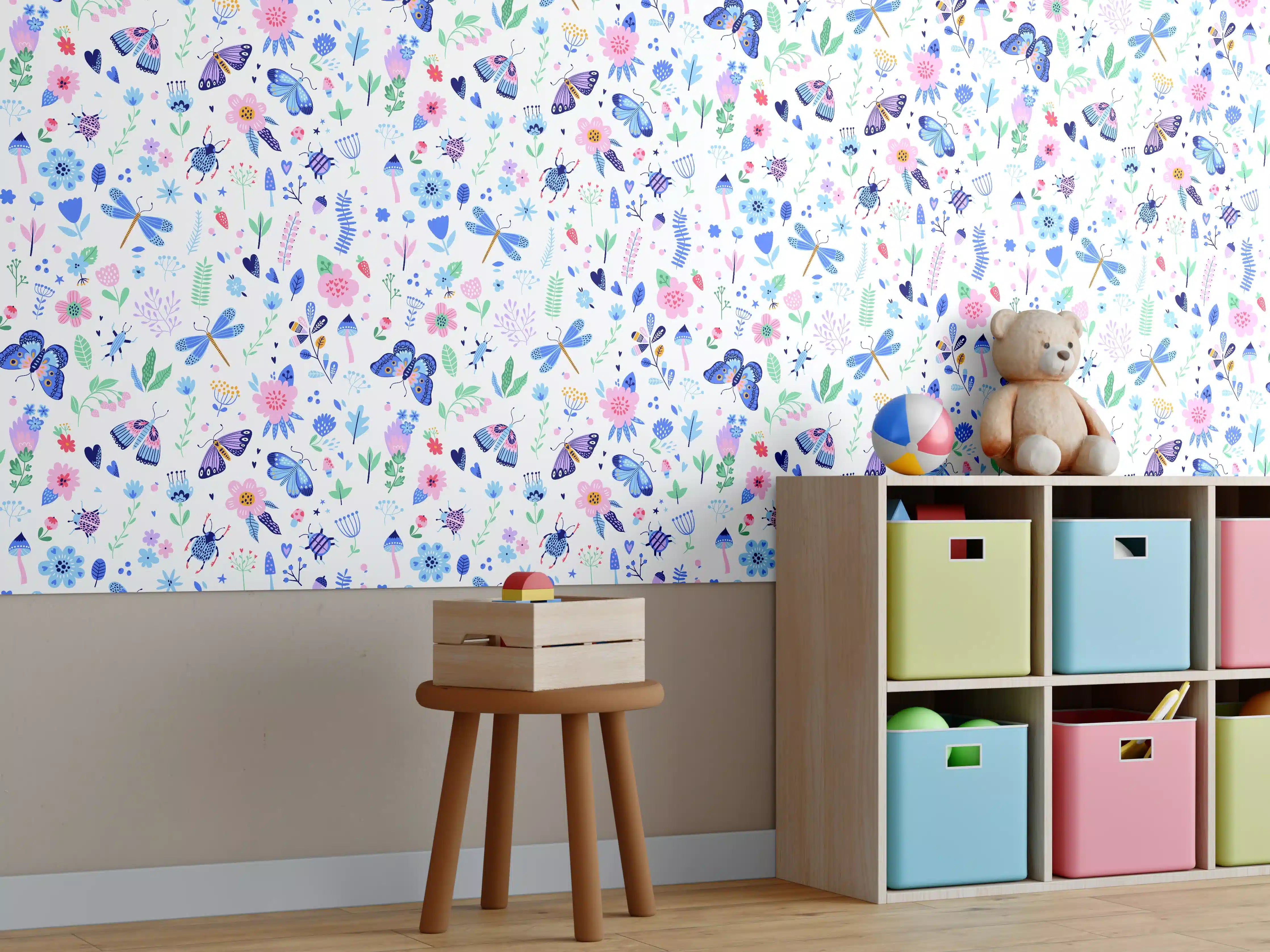 Kinderzimmer Wandgestaltung - Bunte Blumenwiese im Frühlingslicht