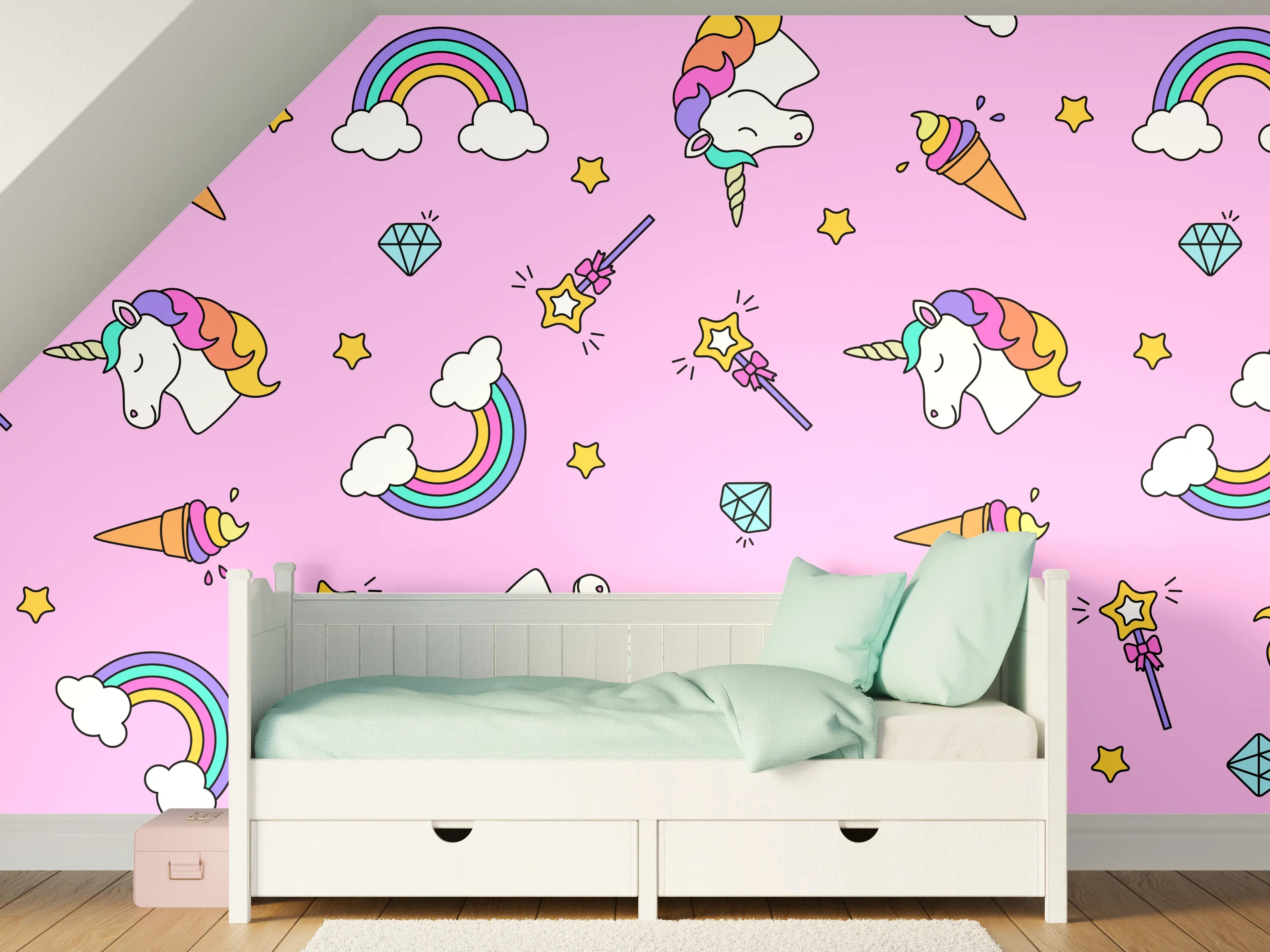 Kinderzimmer Wandgestaltung - Bunte Einhorn-Wolken-Wadezeichnung