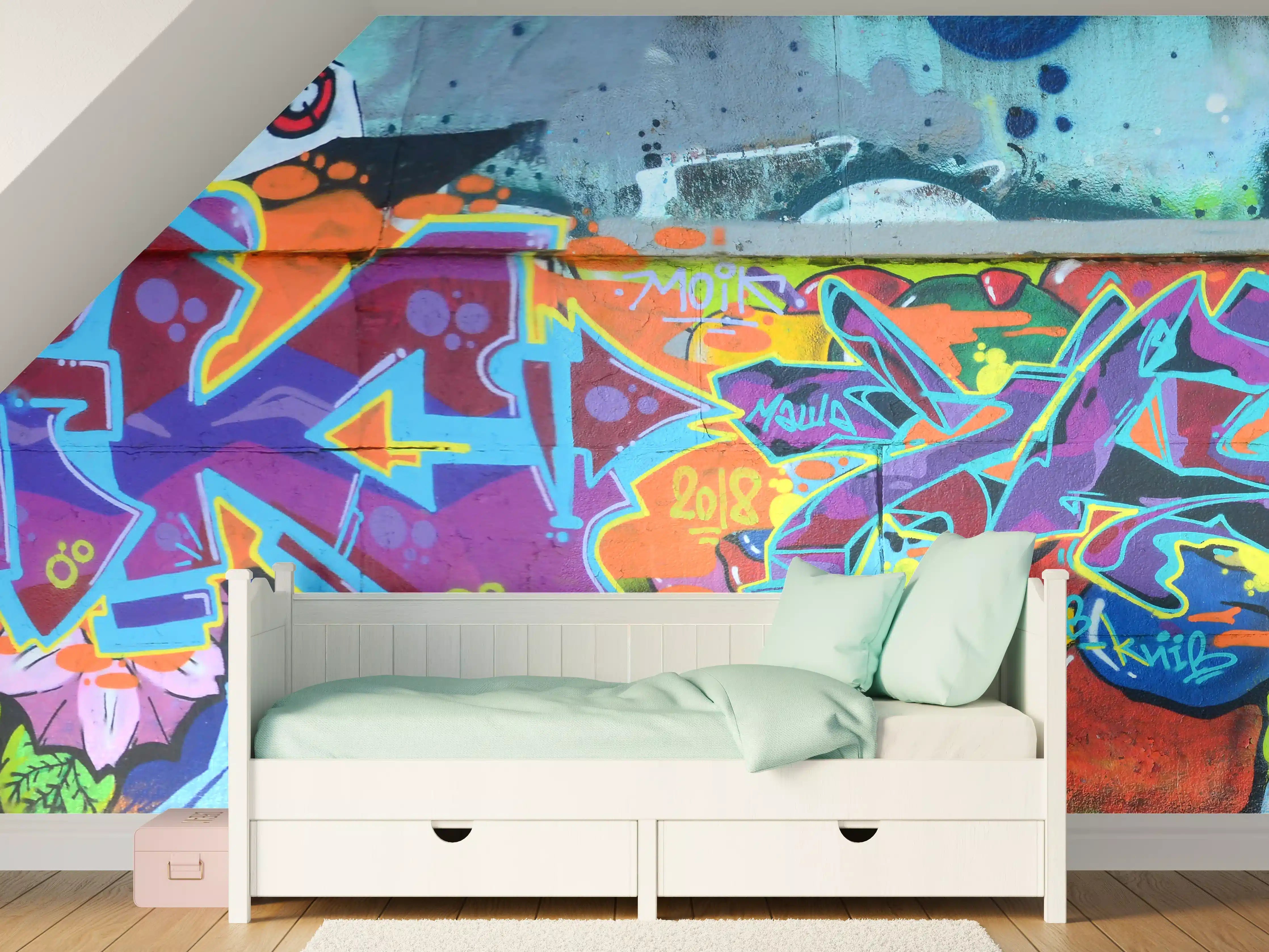Kinderzimmer Wandgestaltung - Bunte Graffiti-Wandkunst