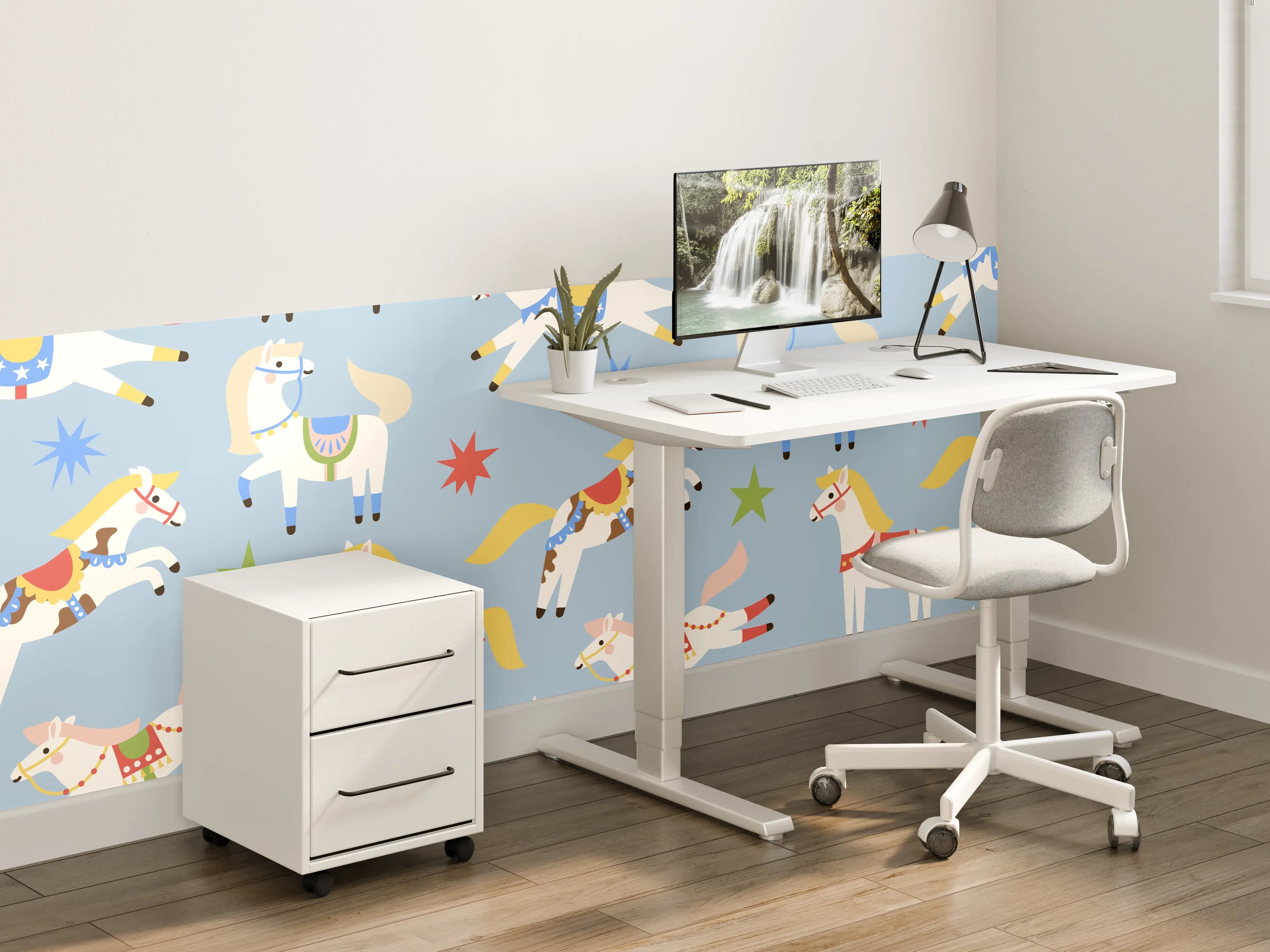 Kinderzimmer Wandgestaltung - Bunte Hobbymaler mit Pinsel und Farben