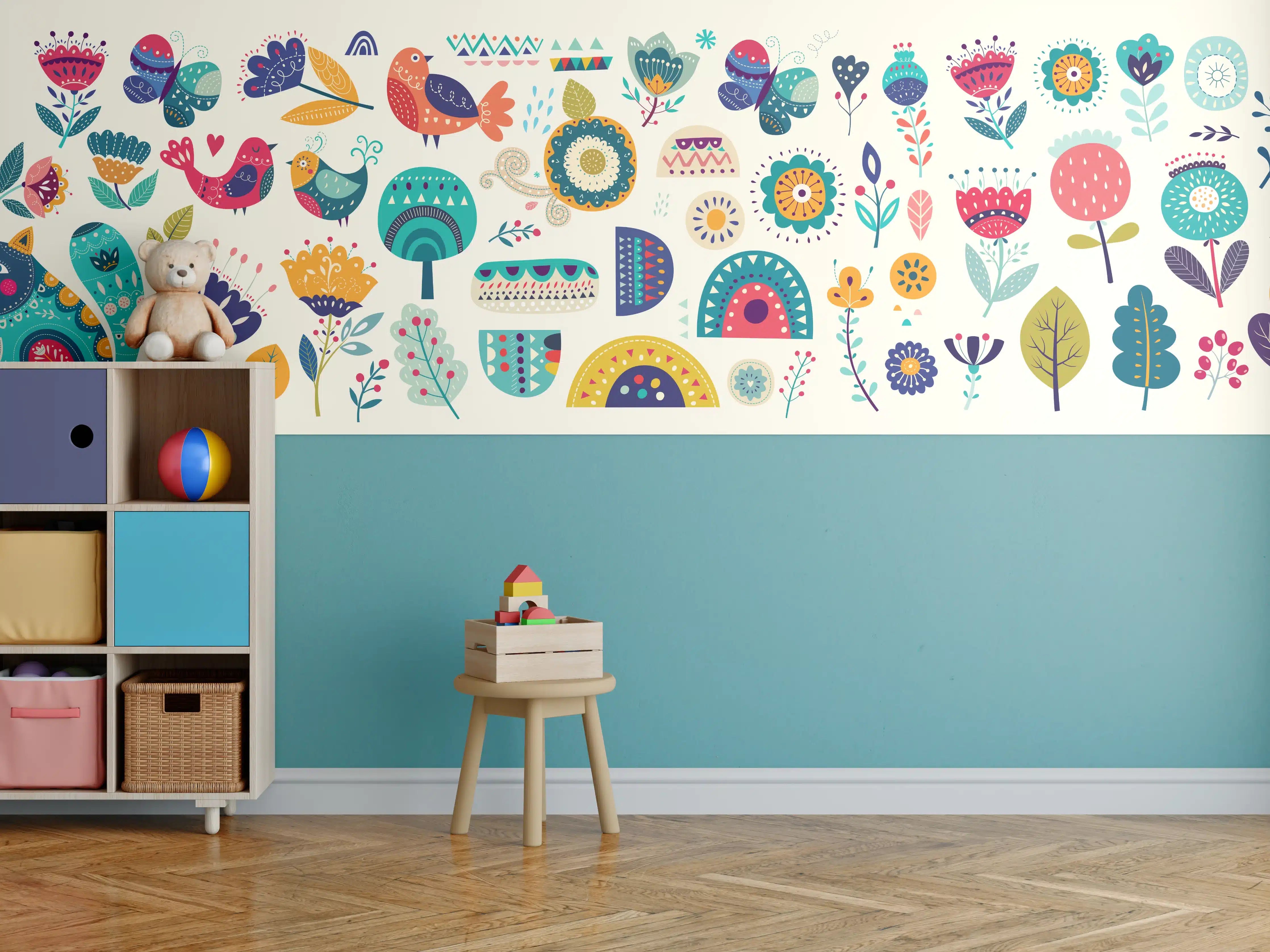 Kinderzimmer Wandgestaltung - Bunte Tier- und Pflanzenmuster mit Blumen und Vögeln
