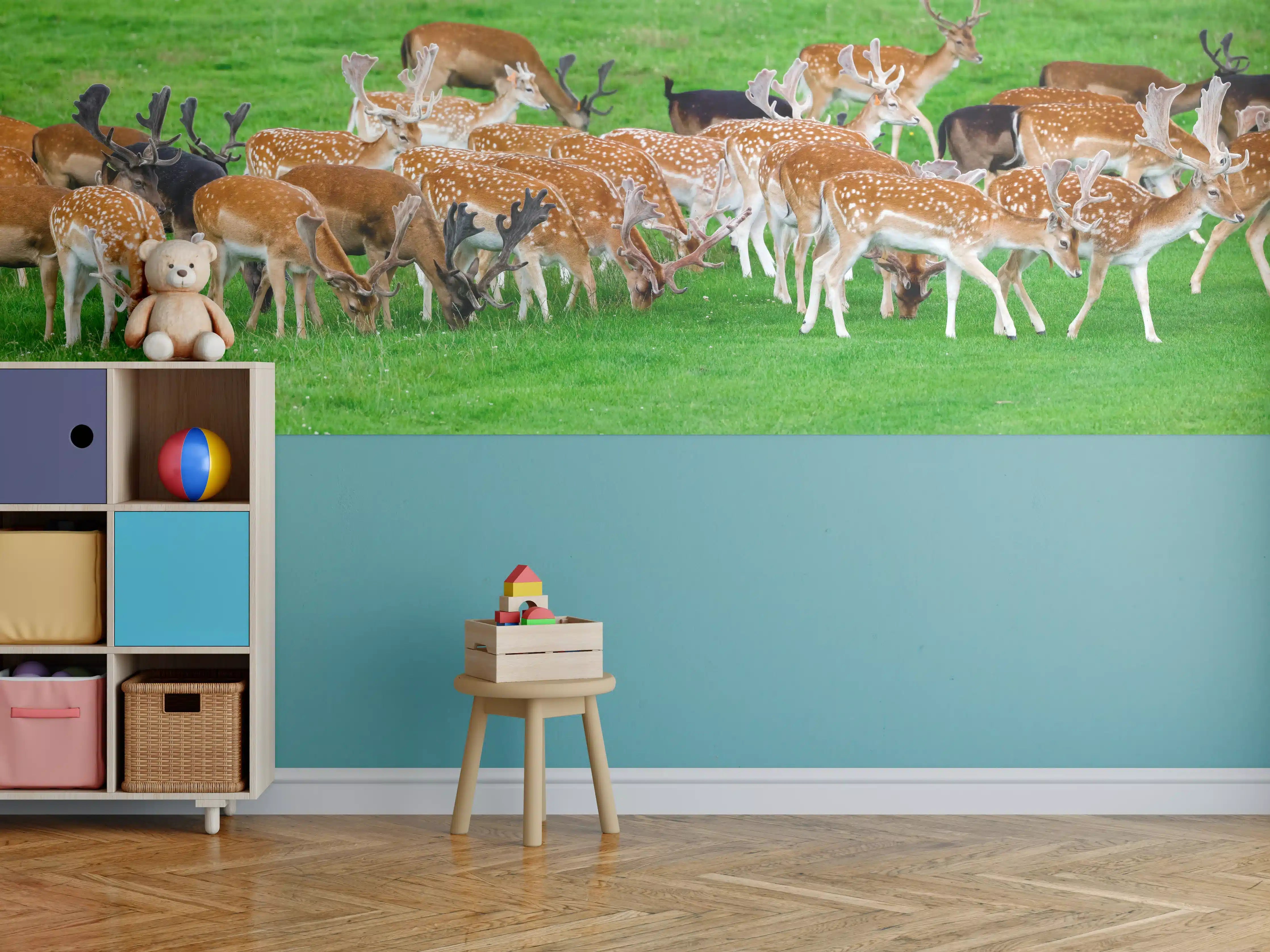 Kinderzimmer Wandgestaltung - Damwild-Herde auf grüner Wiese